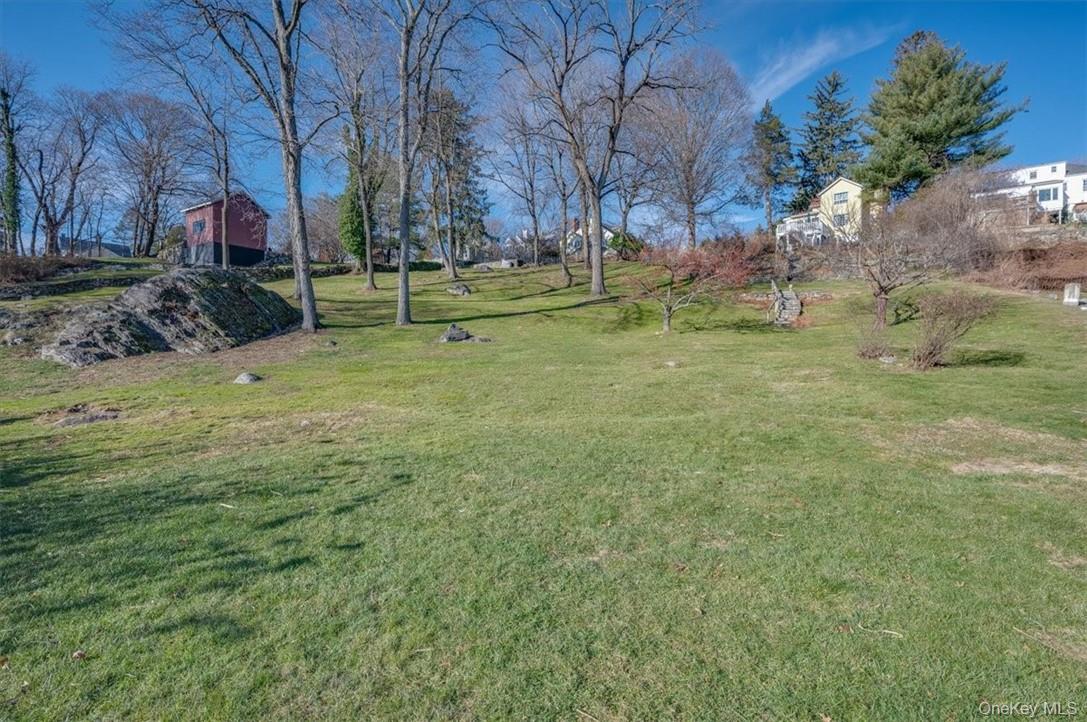 #9 photo, 729 Stuart Avenue, Mamaroneck , NY 10543