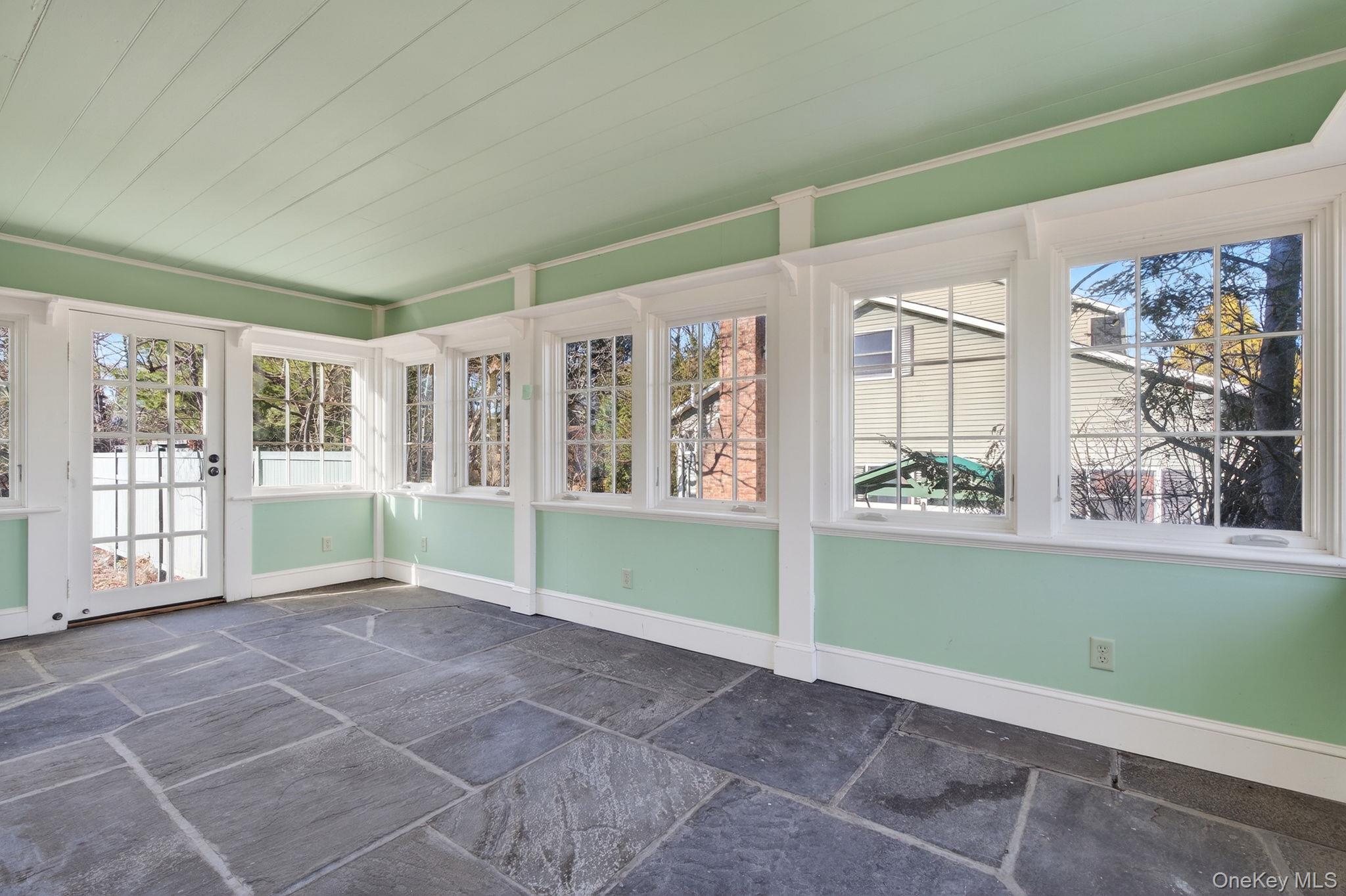 #19 photo, 80 Dunneman Avenue, Kingston , NY 12401