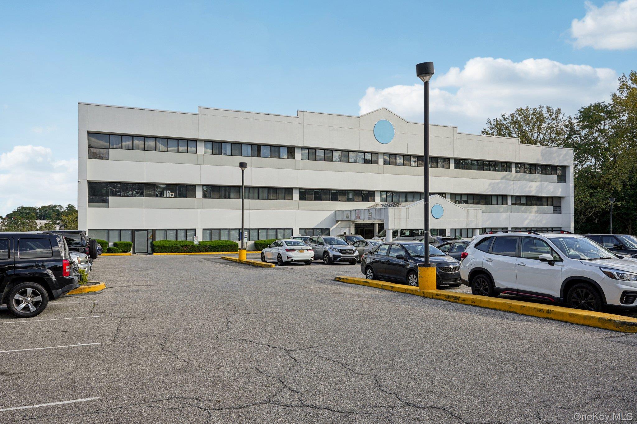 #2 photo, 970 N Broadway, Yonkers , NY 10701