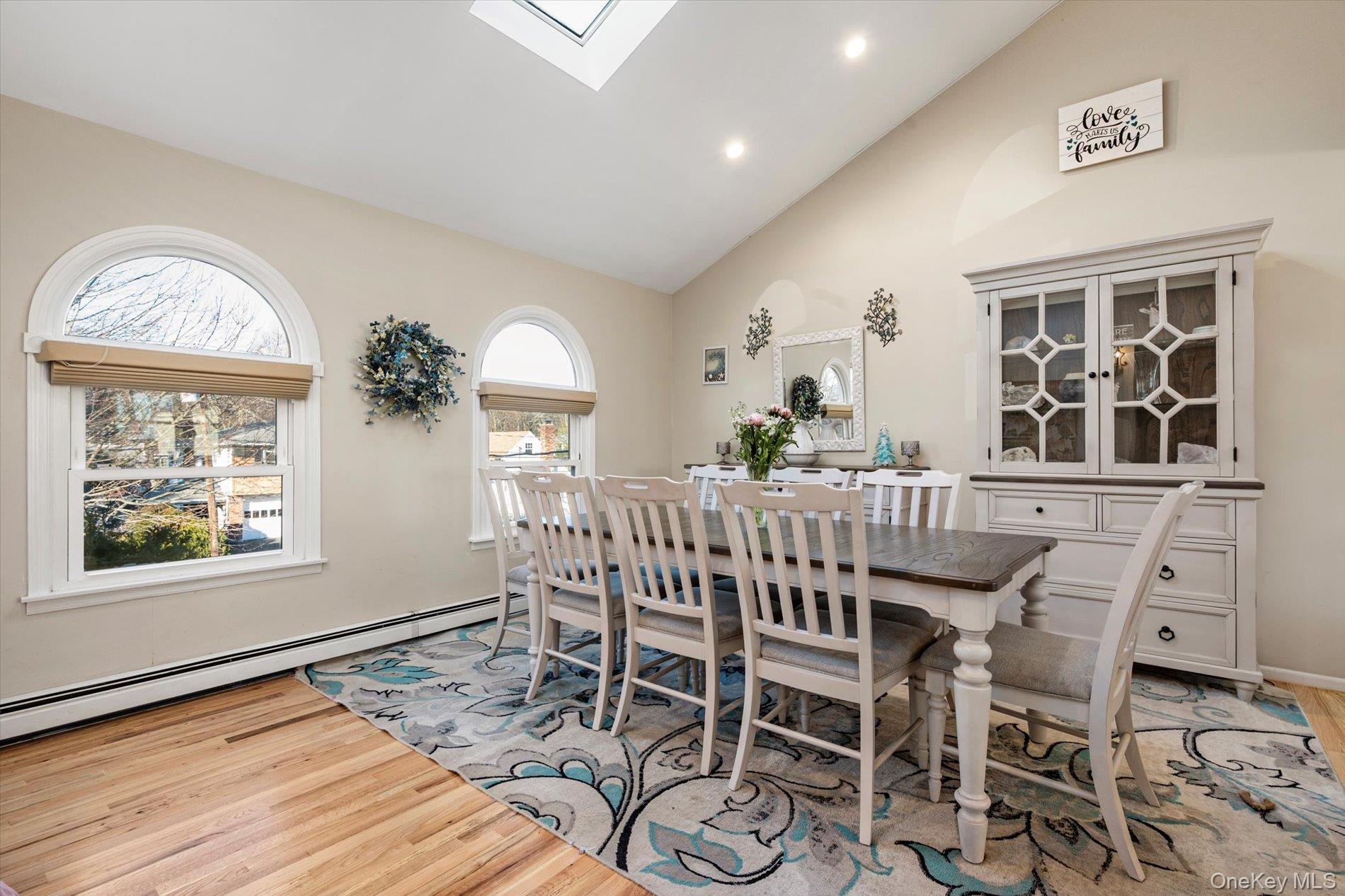 #4 photo, 68 Valentine Avenue, সাফোক কাউন্টি Huntington , NY 11743