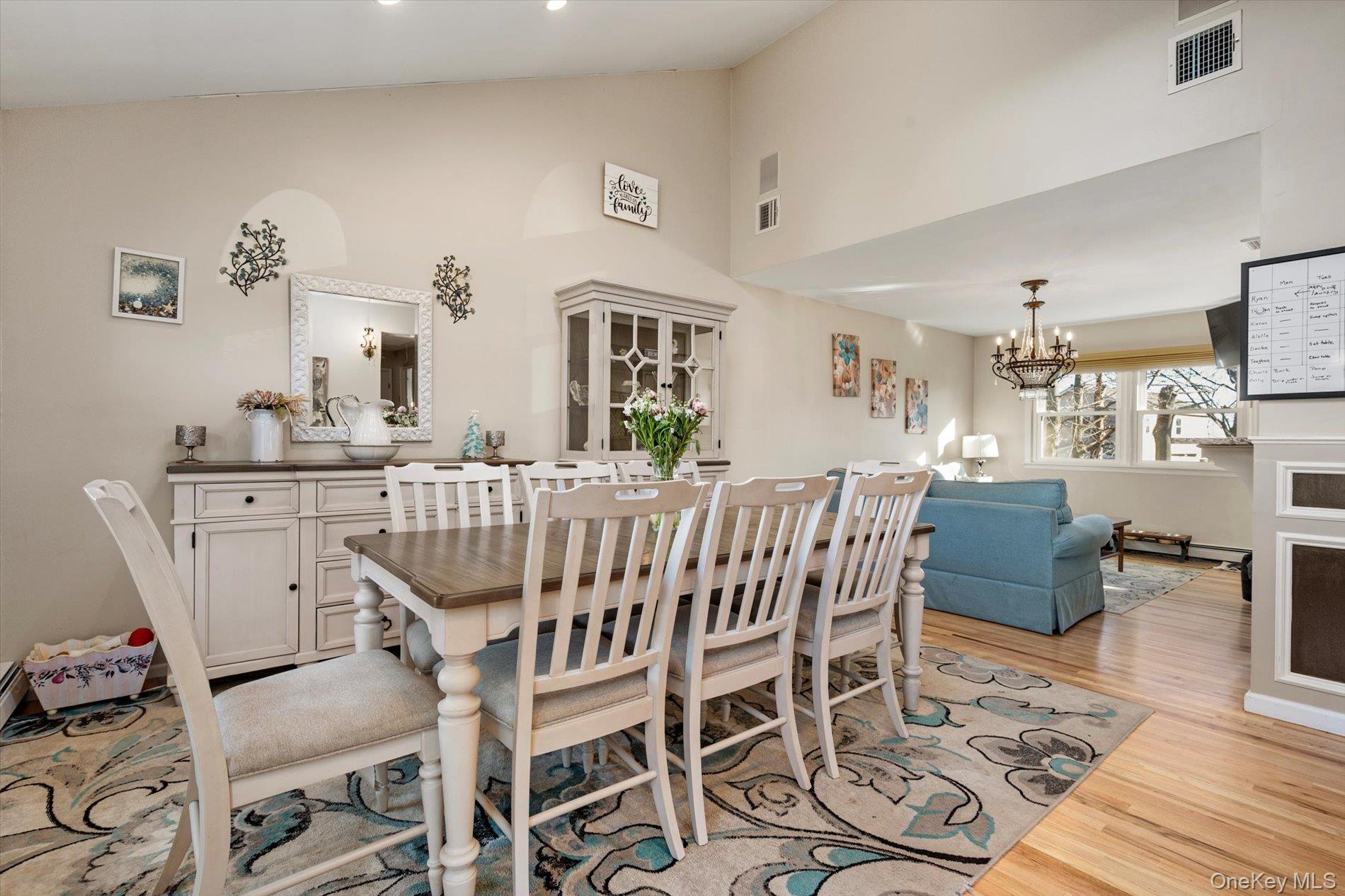 #5 photo, 68 Valentine Avenue, সাফোক কাউন্টি Huntington , NY 11743