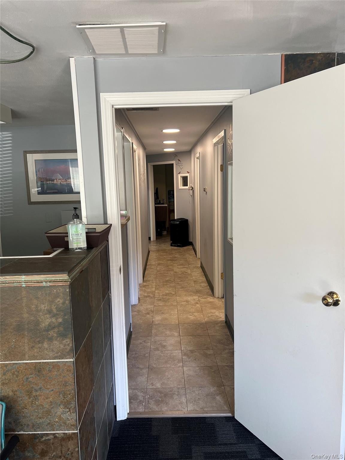 #5 photo, 118 Nassau Road, Huntington , NY 11743