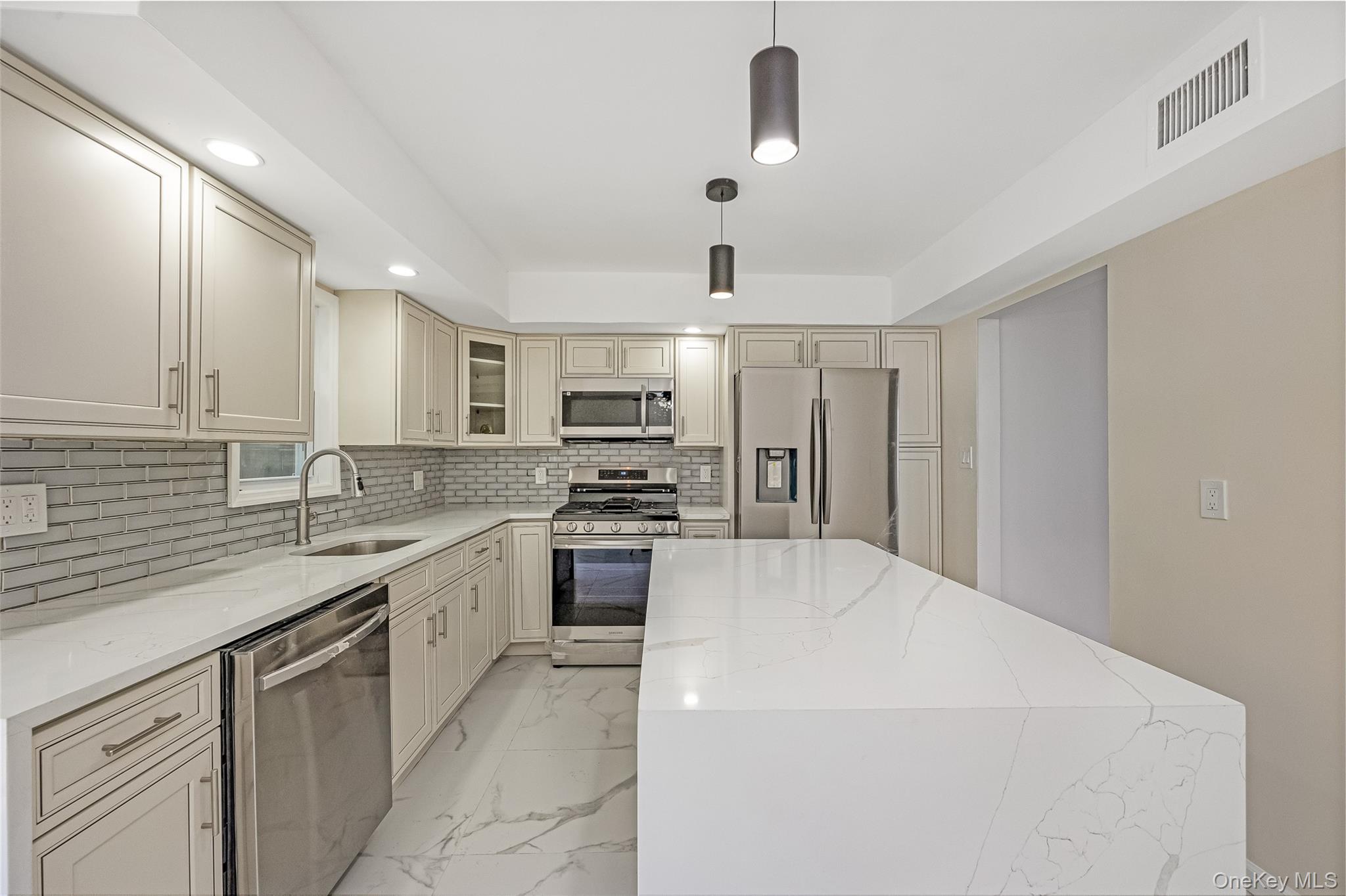 #12 photo, 66 Paerdegat 1st Street, Brooklyn , NY 11236