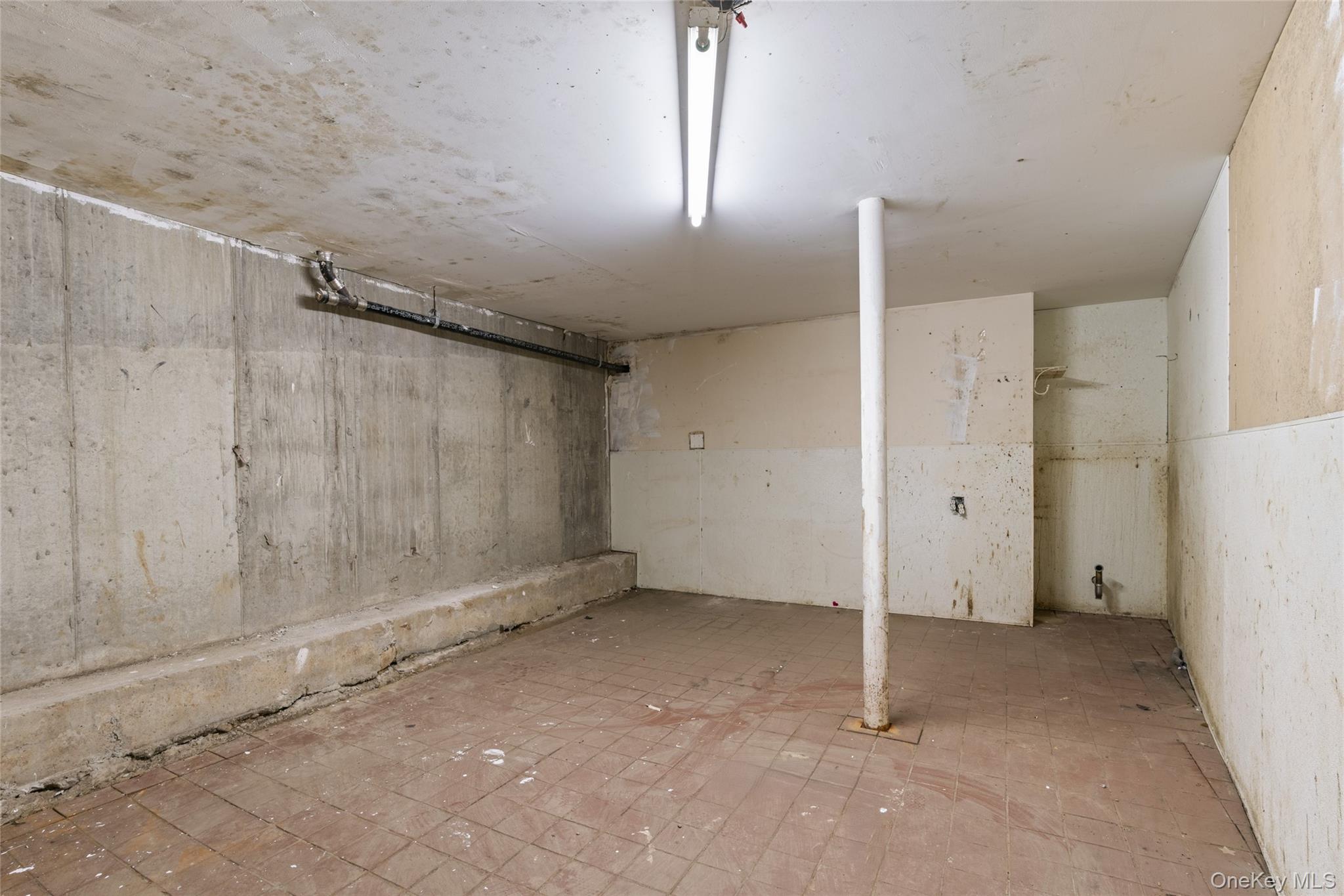 #18 photo, 12115 Jamaica Avenue, Richmond Hill , NY 11418