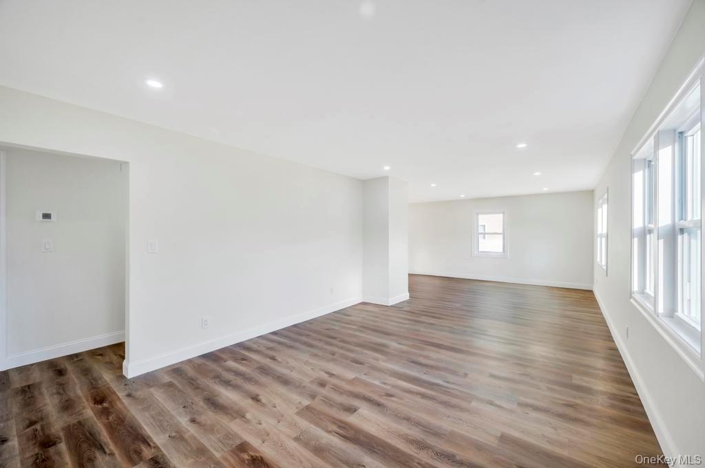 #4 photo, 110 Monroe Avenue, Patchogue , NY 11772