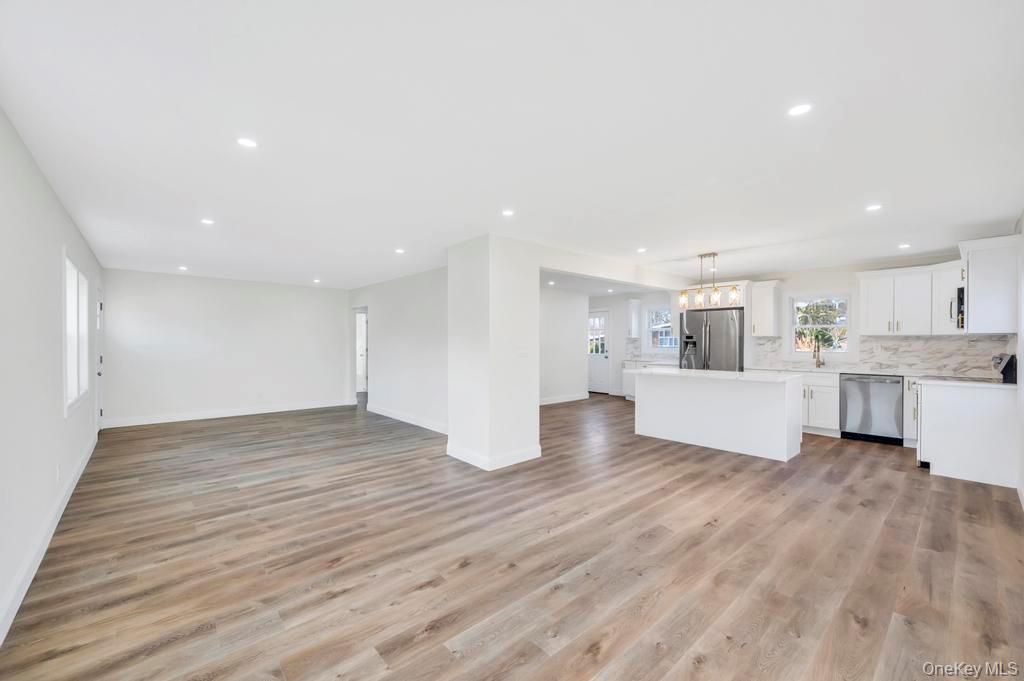 #6 photo, 110 Monroe Avenue, Patchogue , NY 11772