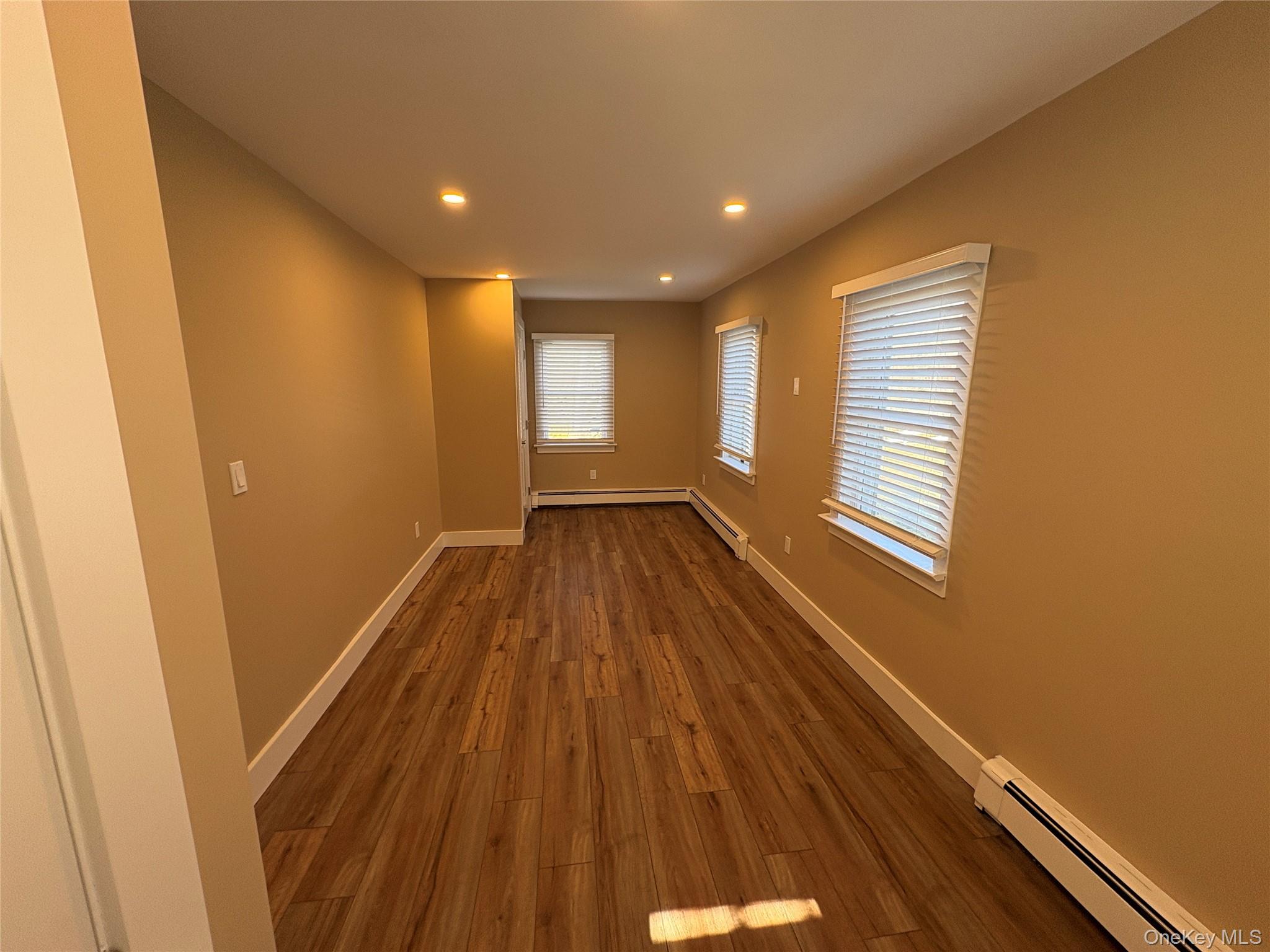 #10 photo, 49925 Main Road, Southold , NY 11971