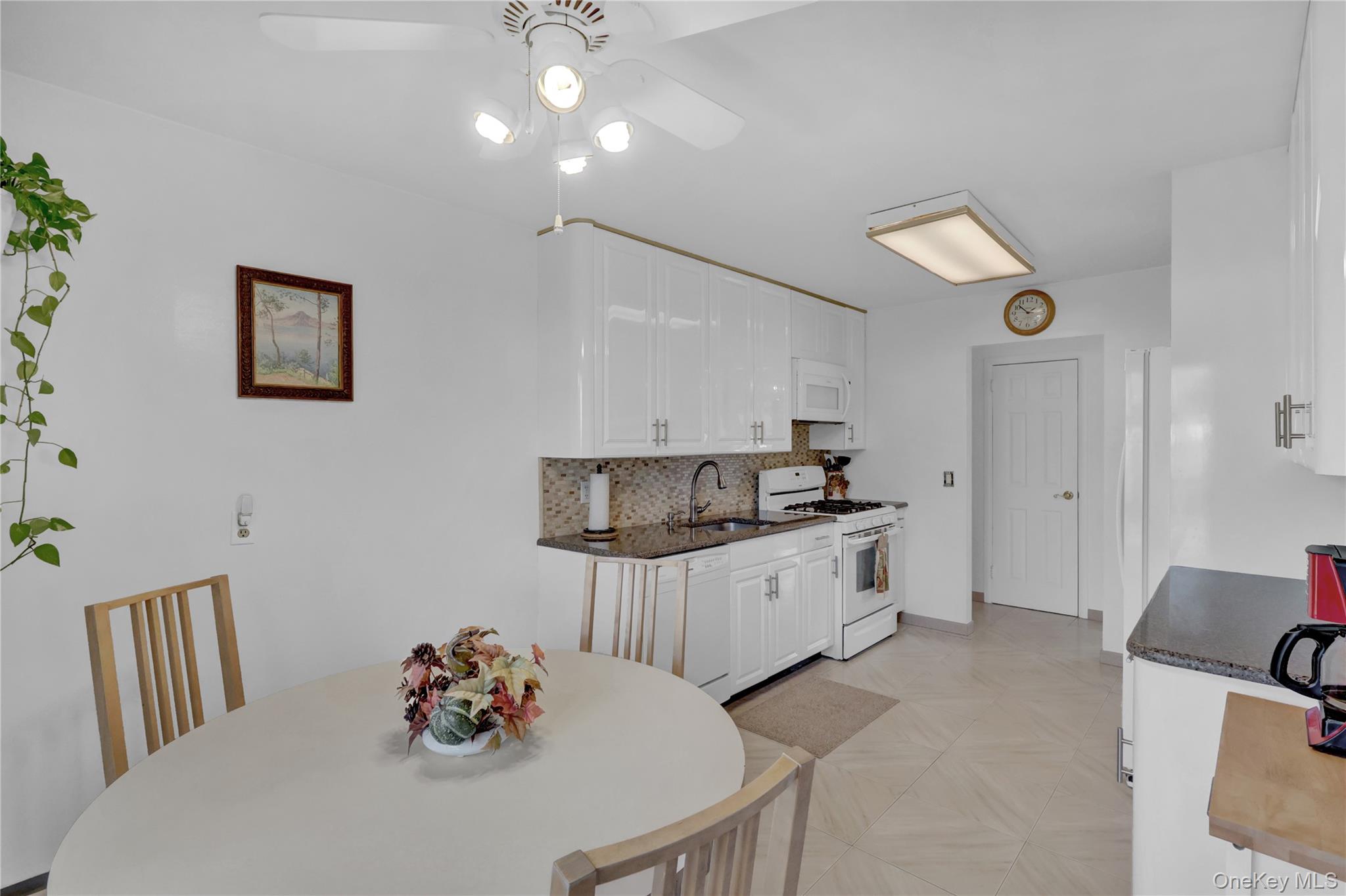 #10 photo, 607 Saint George Avenue, North Babylon , NY 11703