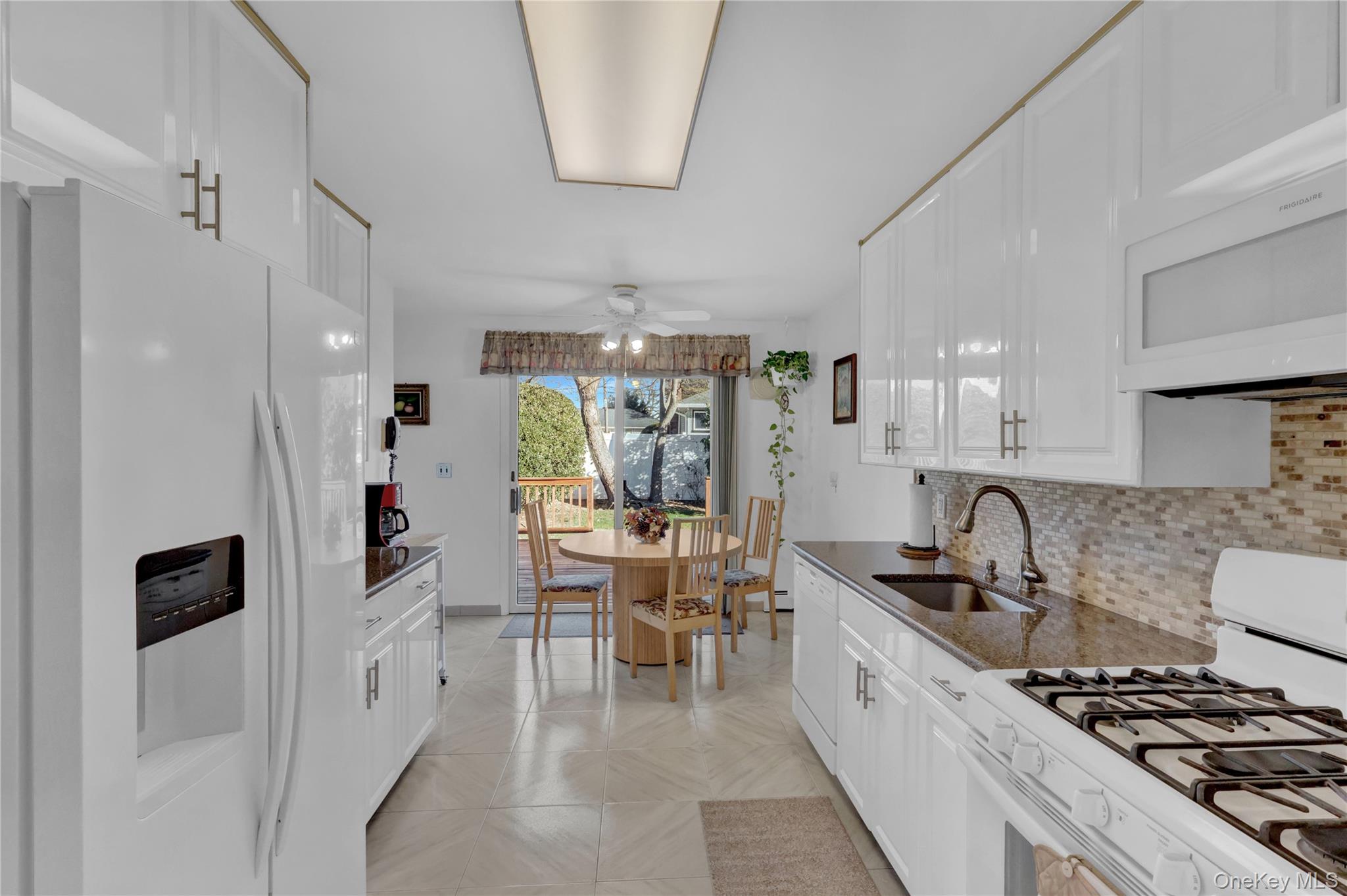 #12 photo, 607 Saint George Avenue, North Babylon , NY 11703