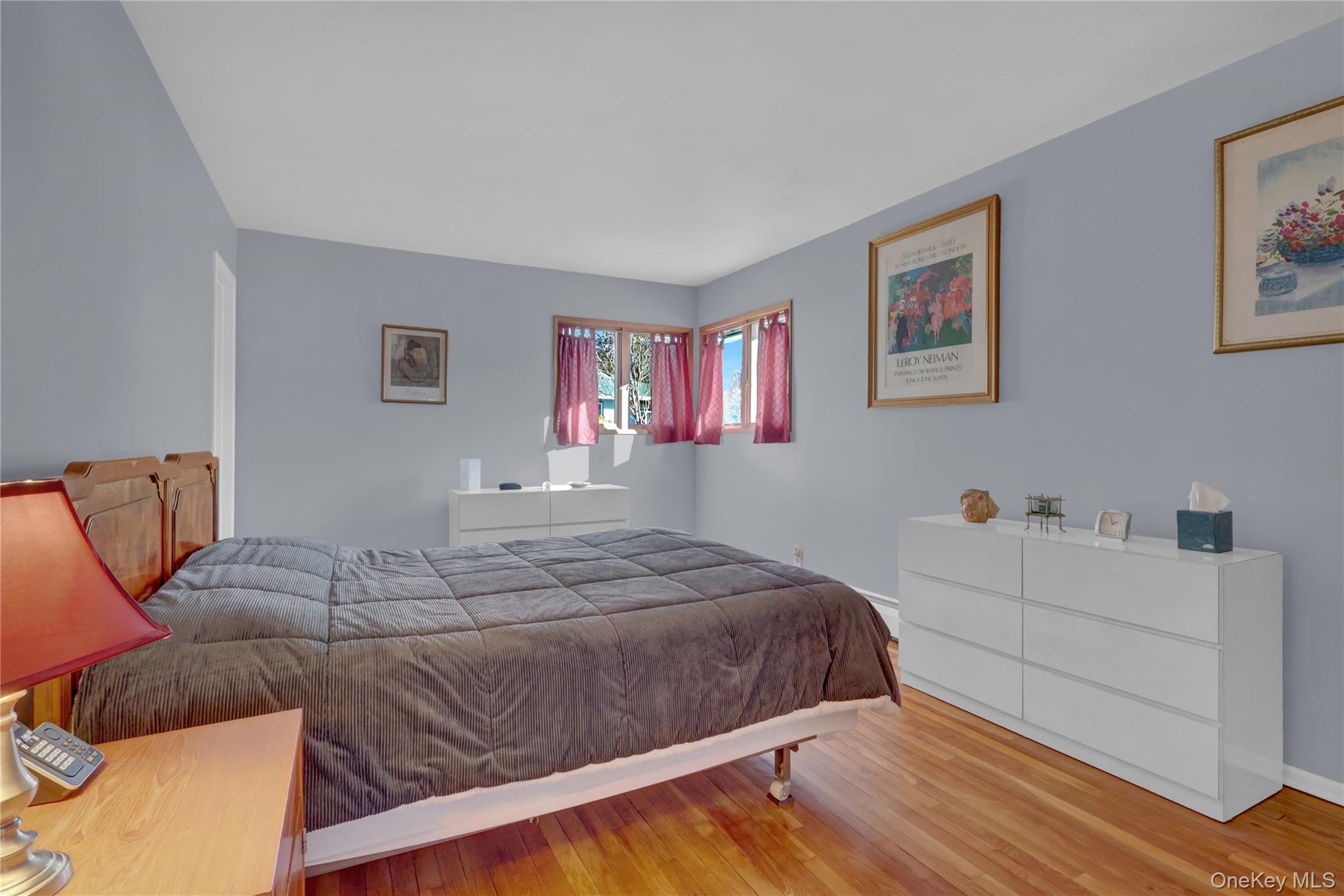 #17 photo, 607 Saint George Avenue, North Babylon , NY 11703