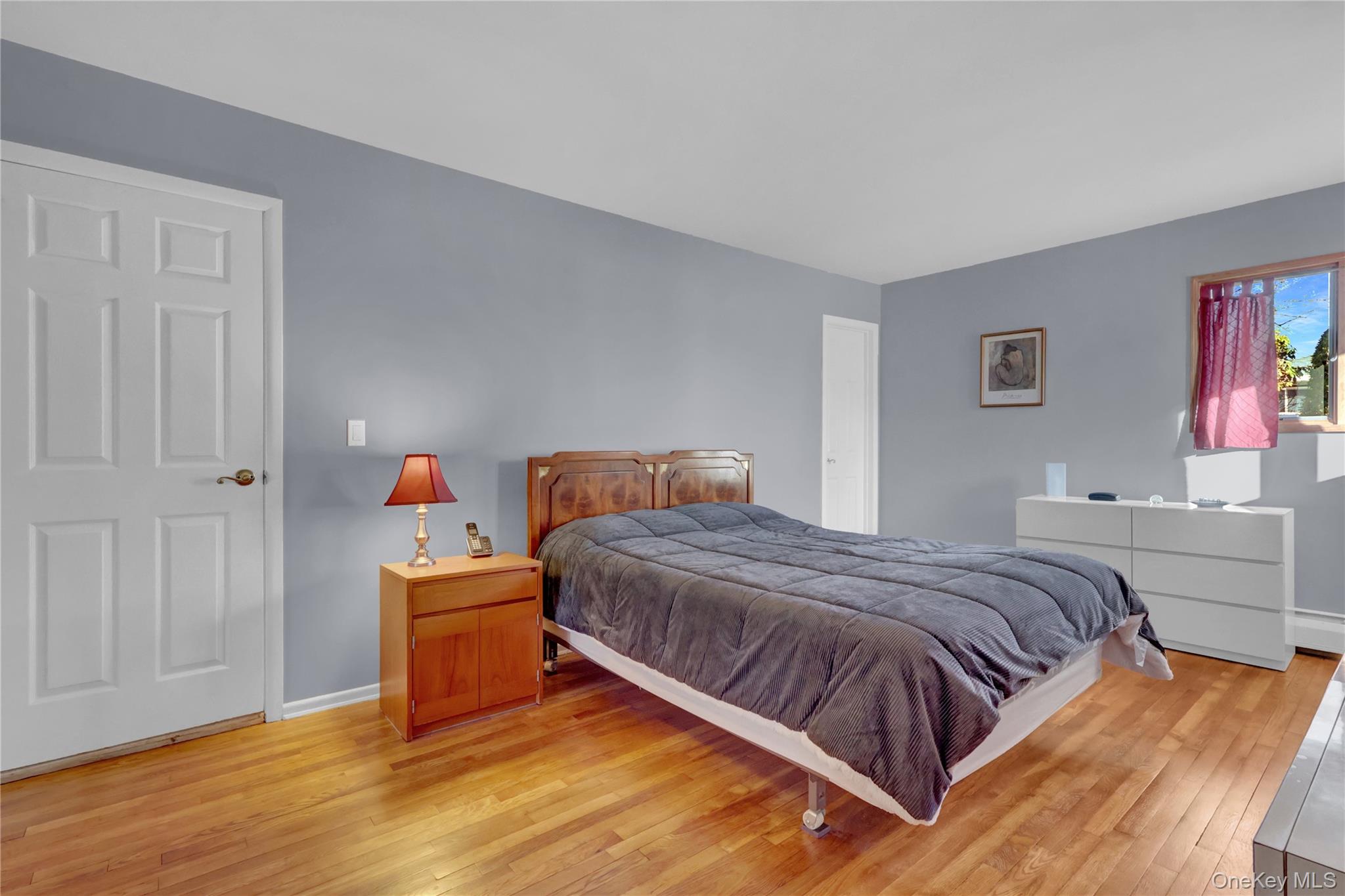 #19 photo, 607 Saint George Avenue, North Babylon , NY 11703