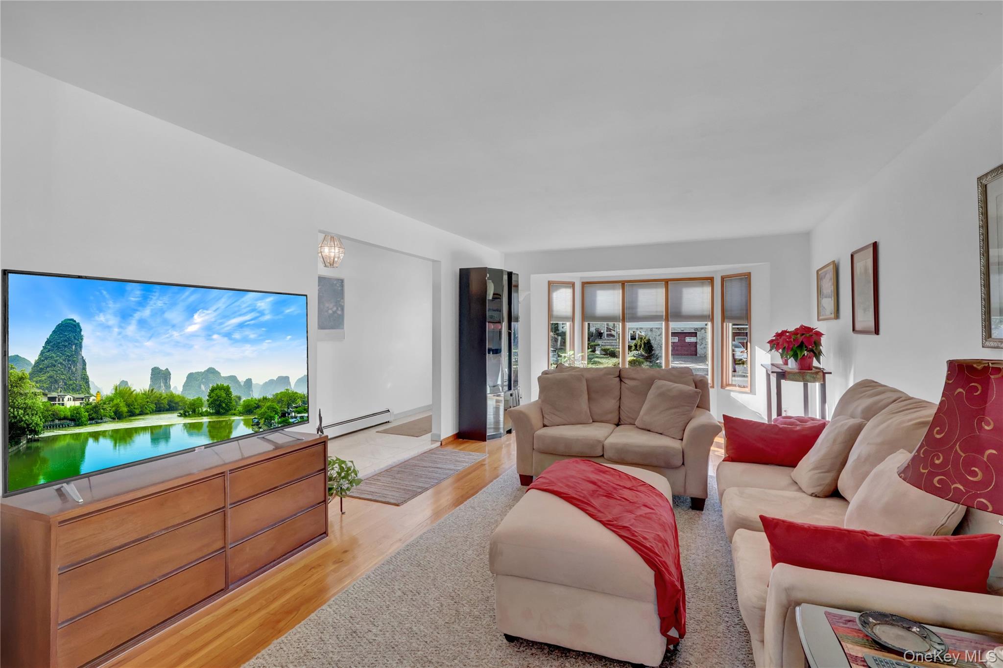 #7 photo, 607 Saint George Avenue, North Babylon , NY 11703