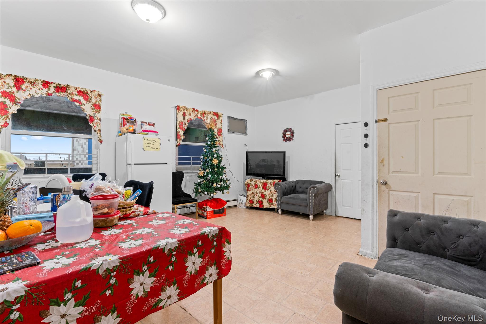 #1 photo, 12115 Jamaica Avenue, Richmond Hill , NY 11418