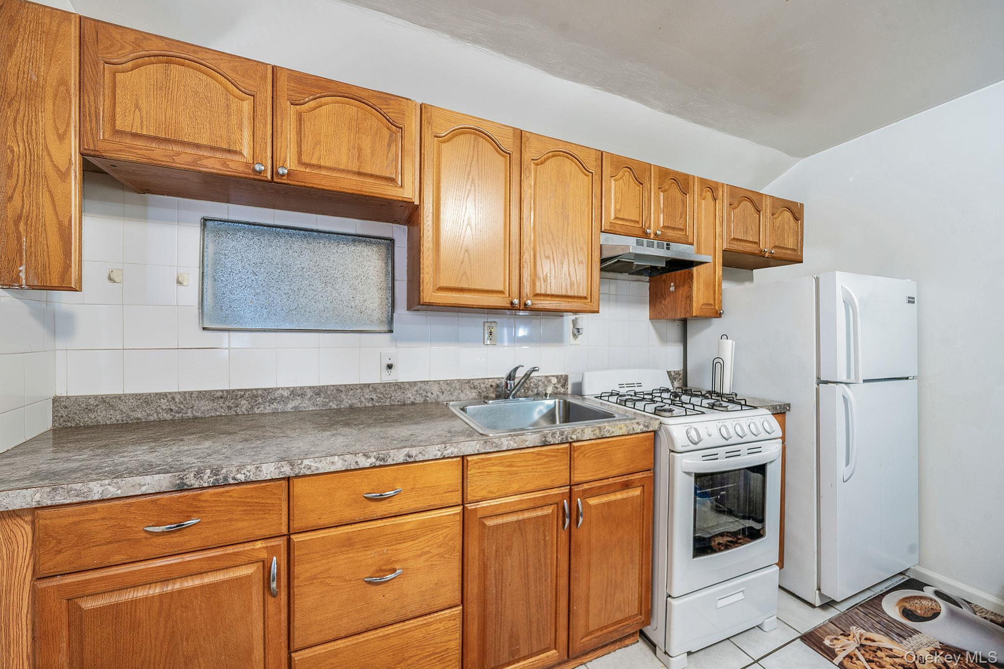 #16 photo, 16740 145th Drive, Куинс ‖ Jamaica , NY 11434