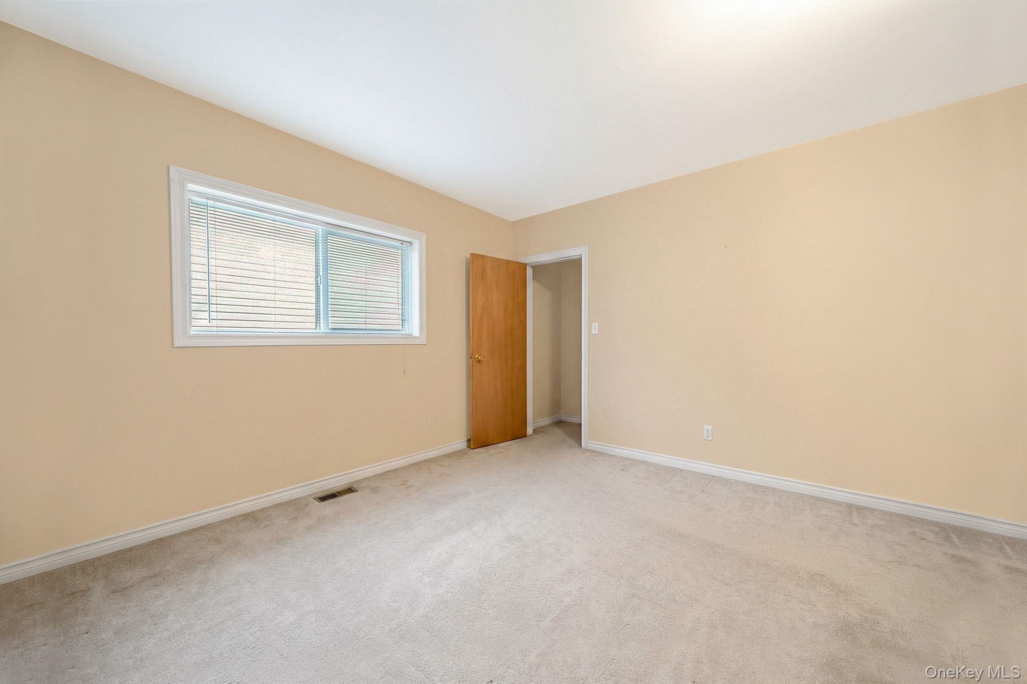 #7 photo, 16740 145th Drive, Куинс ‖ Jamaica , NY 11434