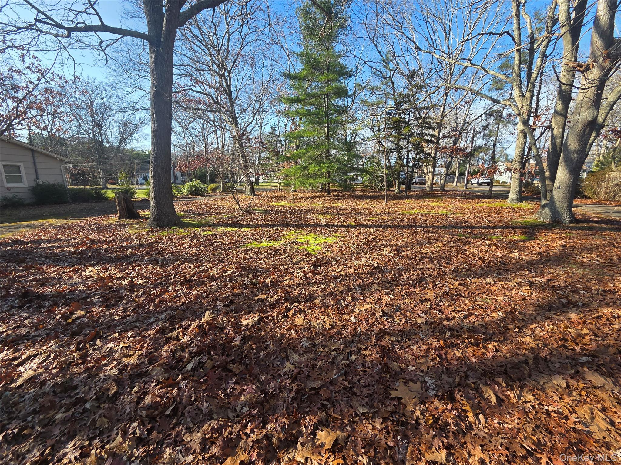 #11 photo, 30 Matthews Drive, Speonk , NY 11972