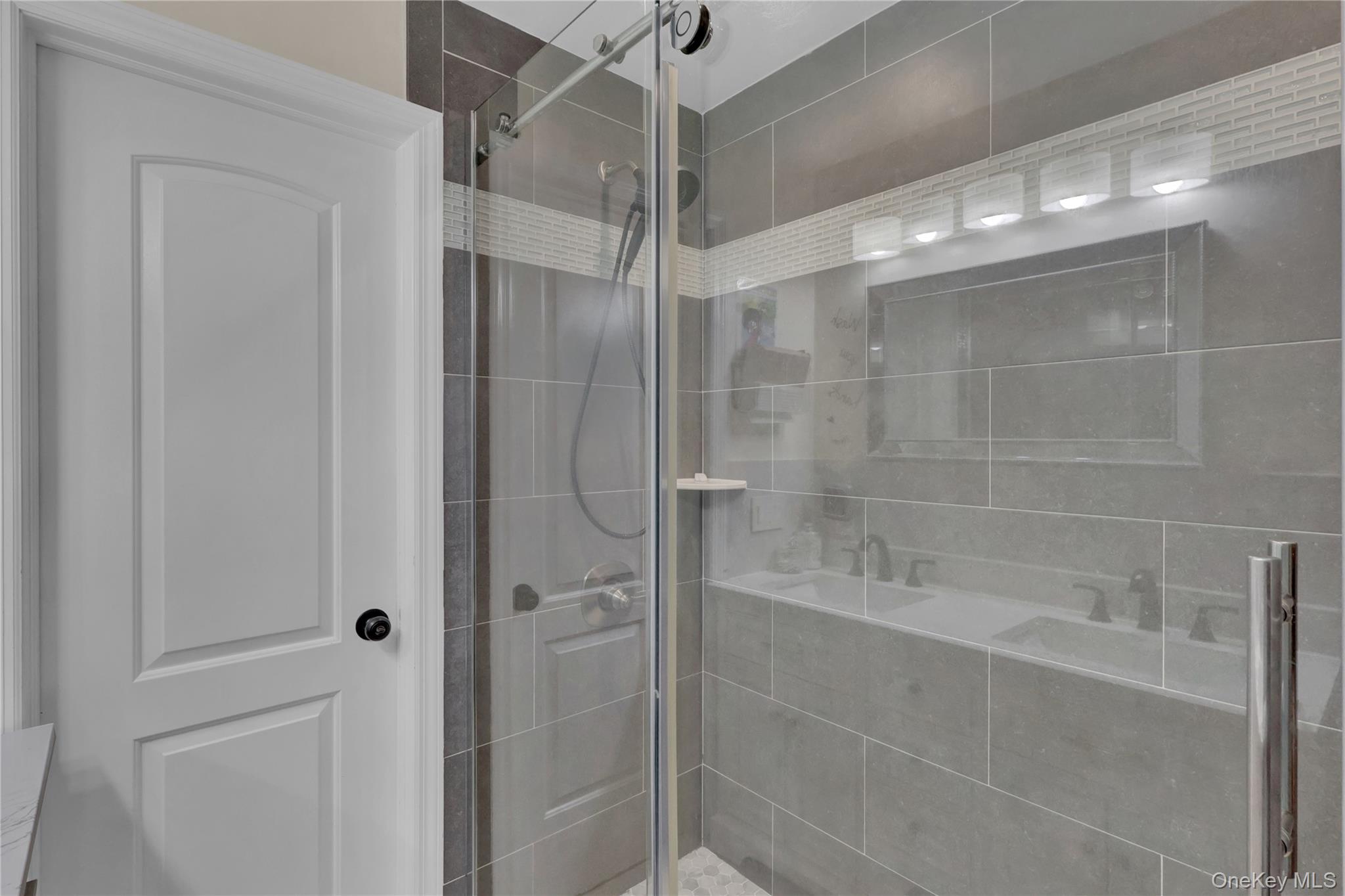 #11 photo, 48 Saint Marks Avenue, Freeport , NY 11520