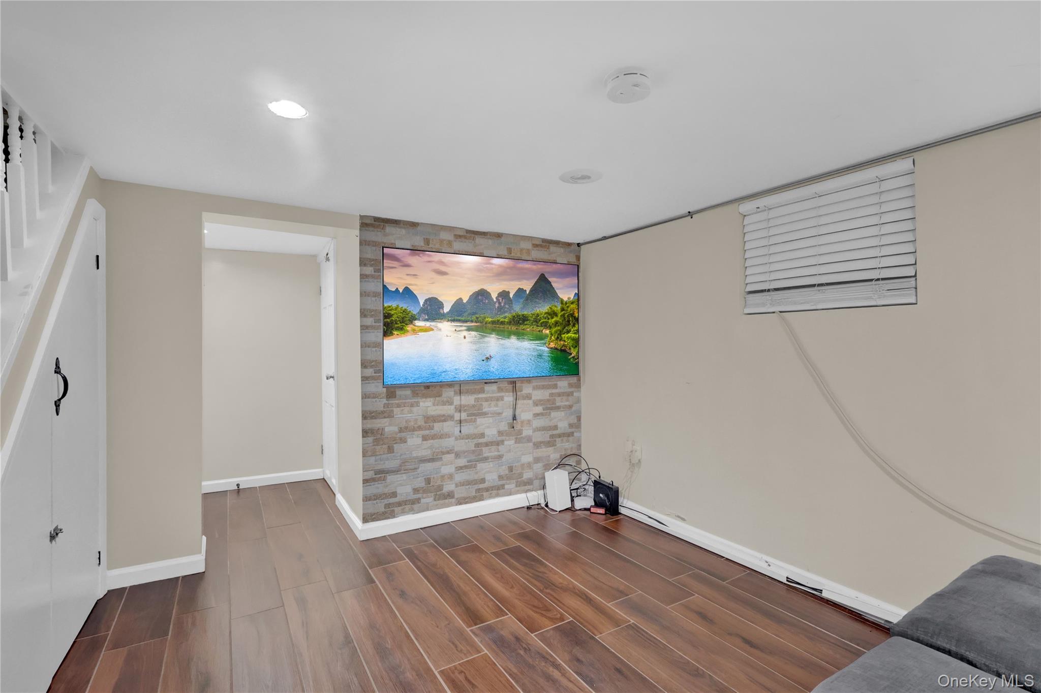 #16 photo, 48 Saint Marks Avenue, Freeport , NY 11520