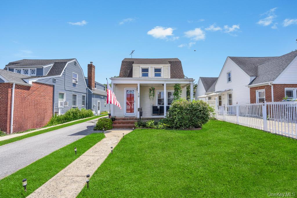 #1 photo, 10 Dorothy Court, Merrick , NY 11566