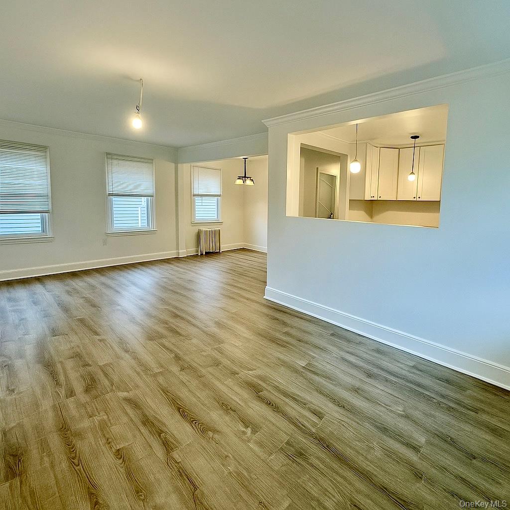 #5 photo, 10 Dorothy Court, Merrick , NY 11566