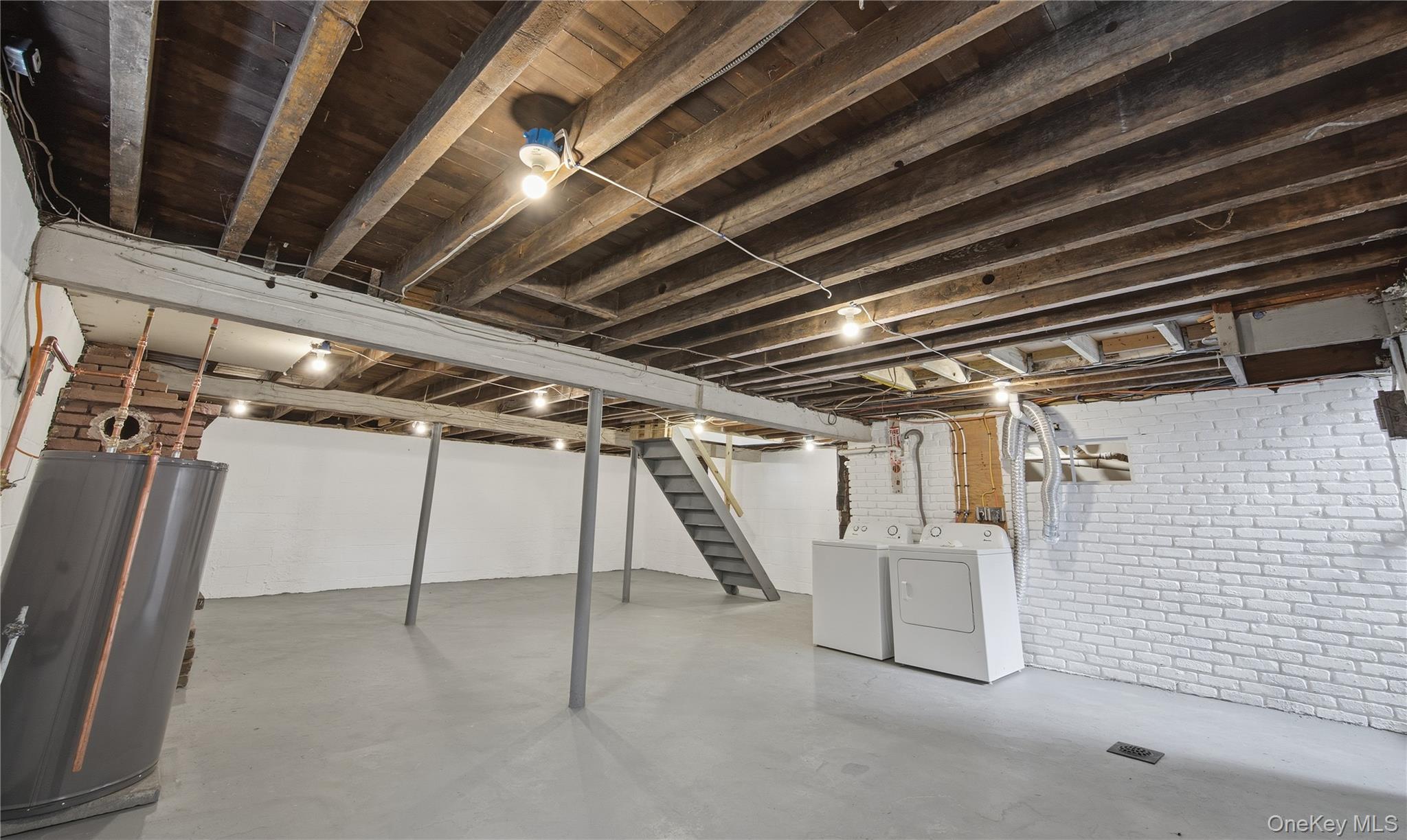 #18 photo, 700 Hallock Avenue, מחוז סאפוק Port Jefferson Station , NY 11776