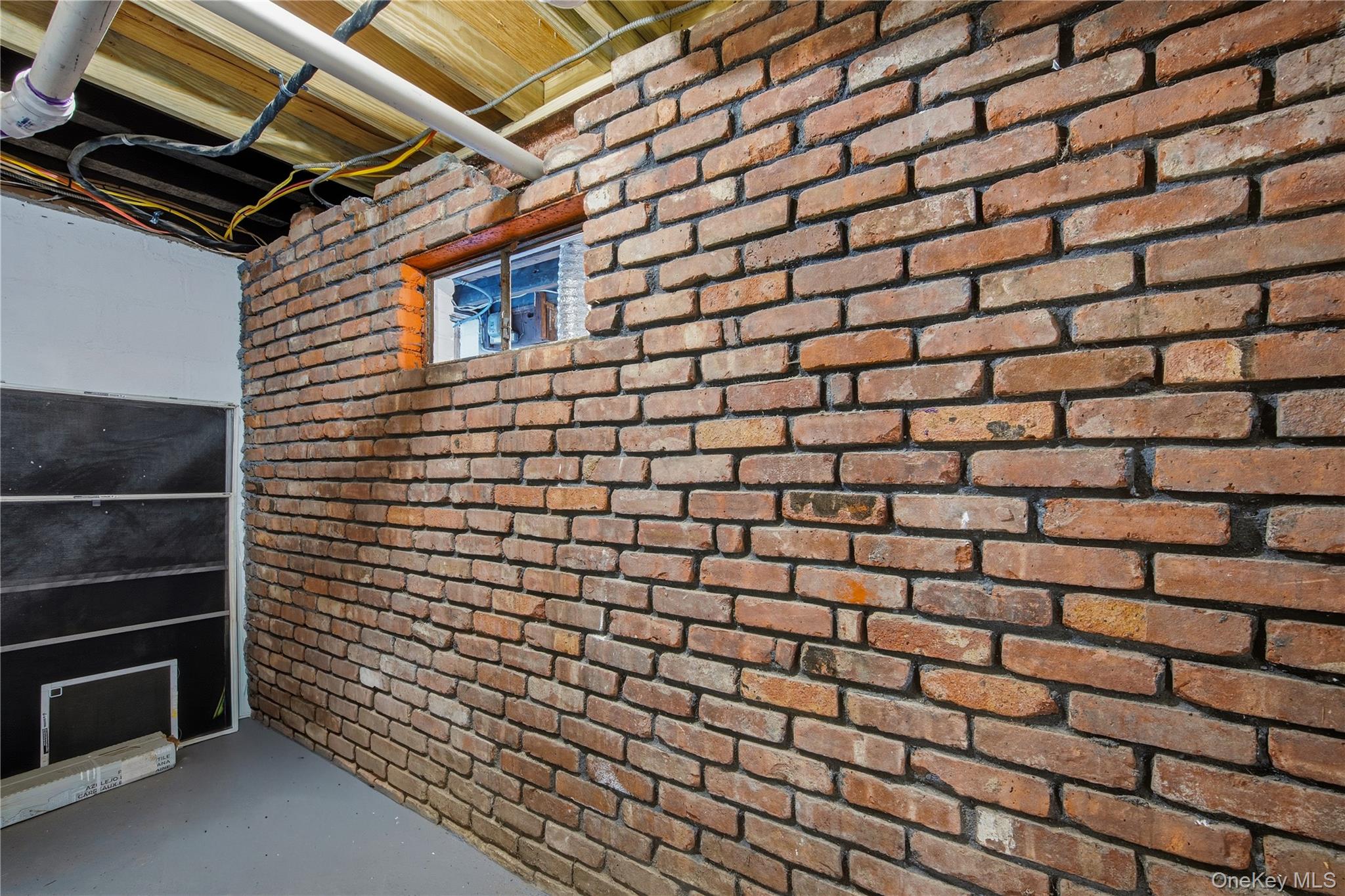 #19 photo, 700 Hallock Avenue, מחוז סאפוק Port Jefferson Station , NY 11776