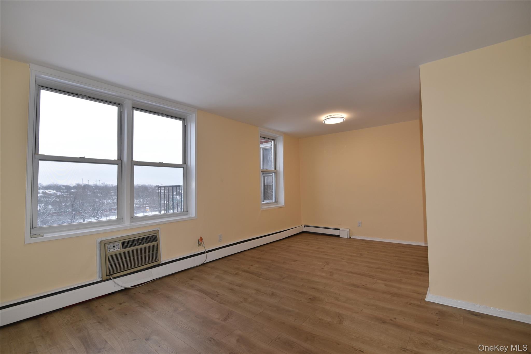 #15 photo, 54-44 Little Neck Parkway, Little Neck , NY 11362