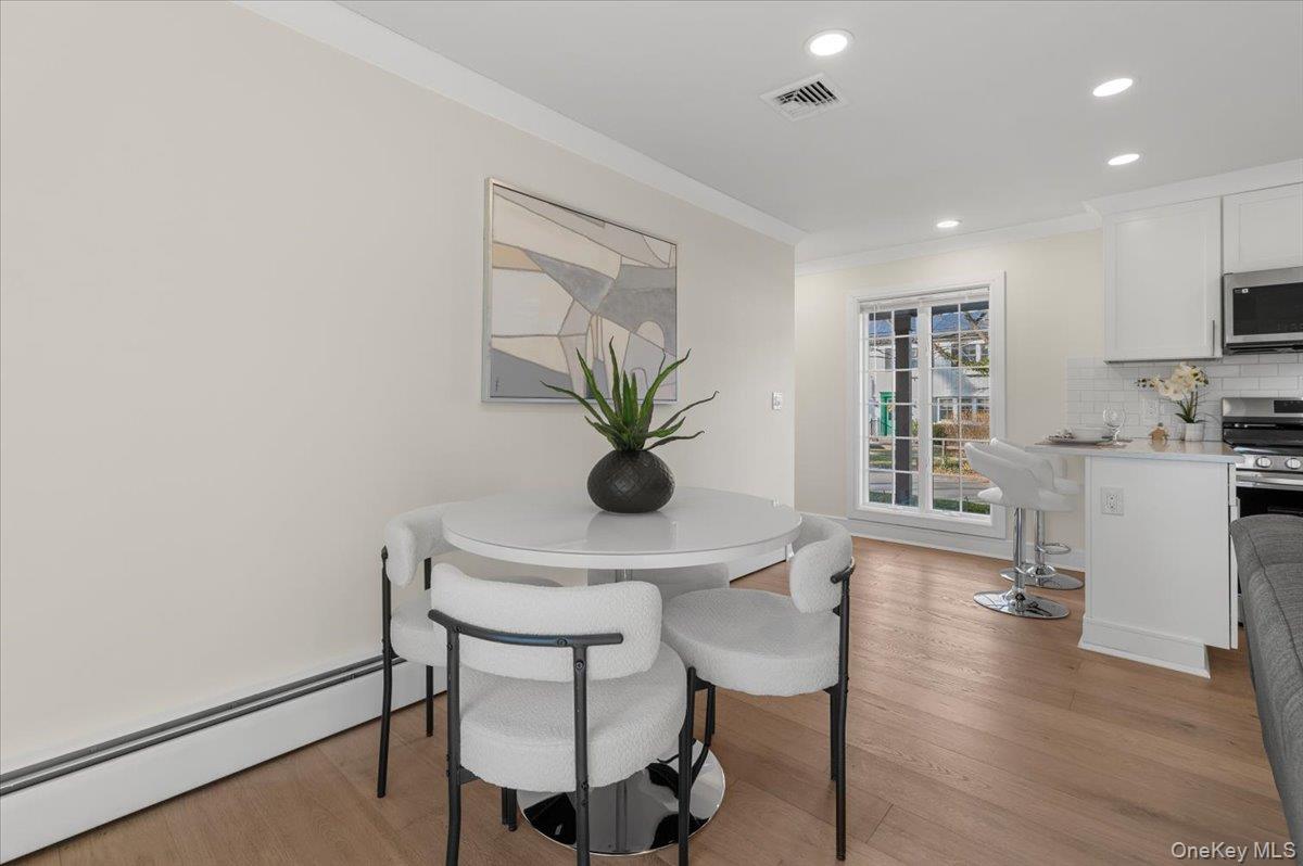 #15 photo, 27 Valley Avenue, 長島 Locust Valley , NY 11560