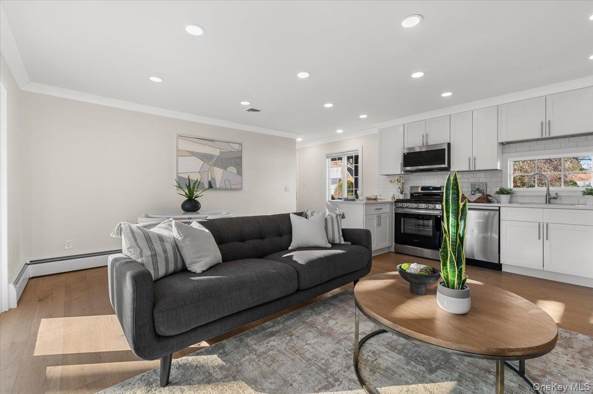 #5 photo, 27 Valley Avenue, 長島 Locust Valley , NY 11560