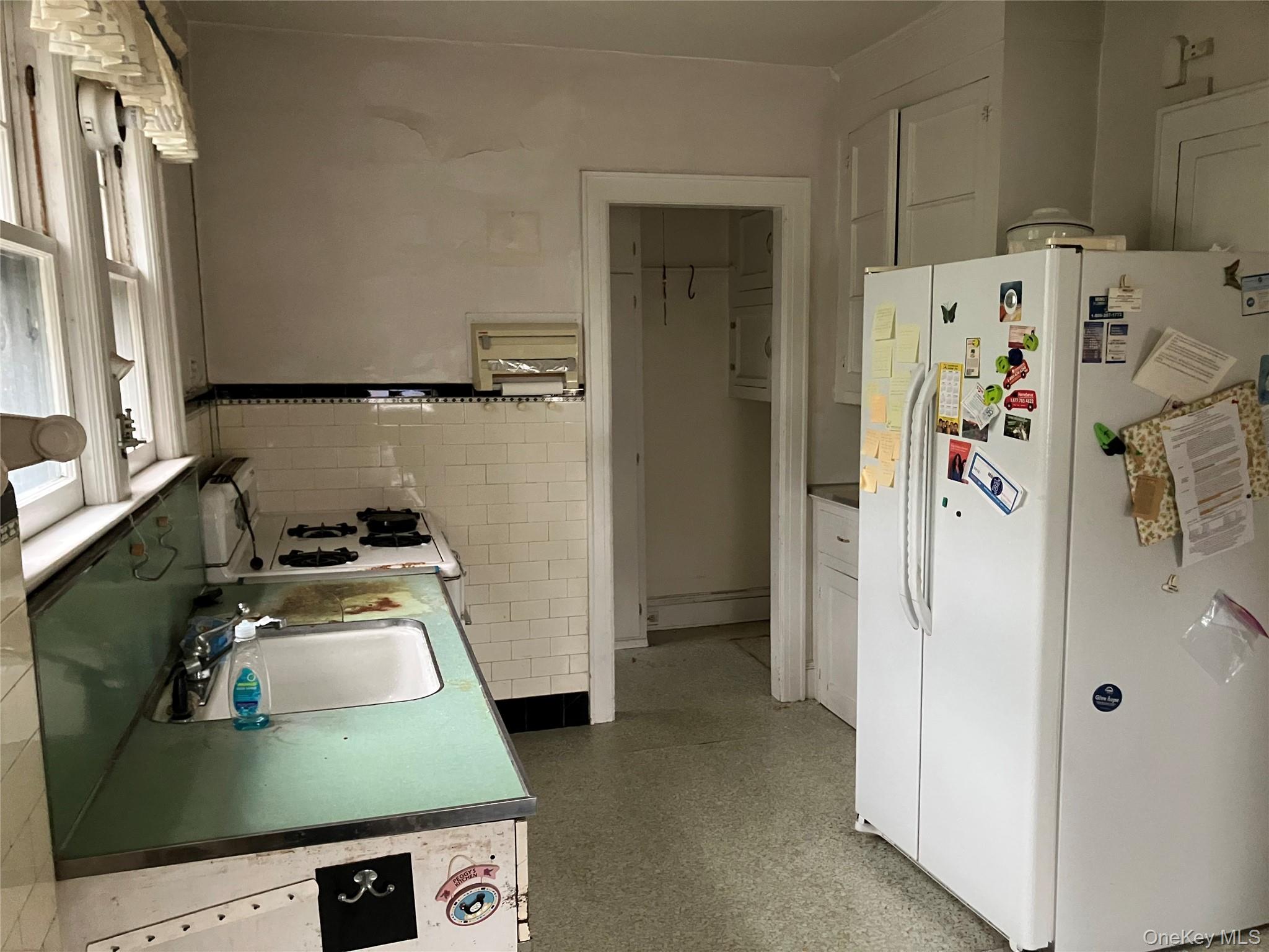 #12 photo, 4627 Jayson Avenue, Great Neck , NY 11020