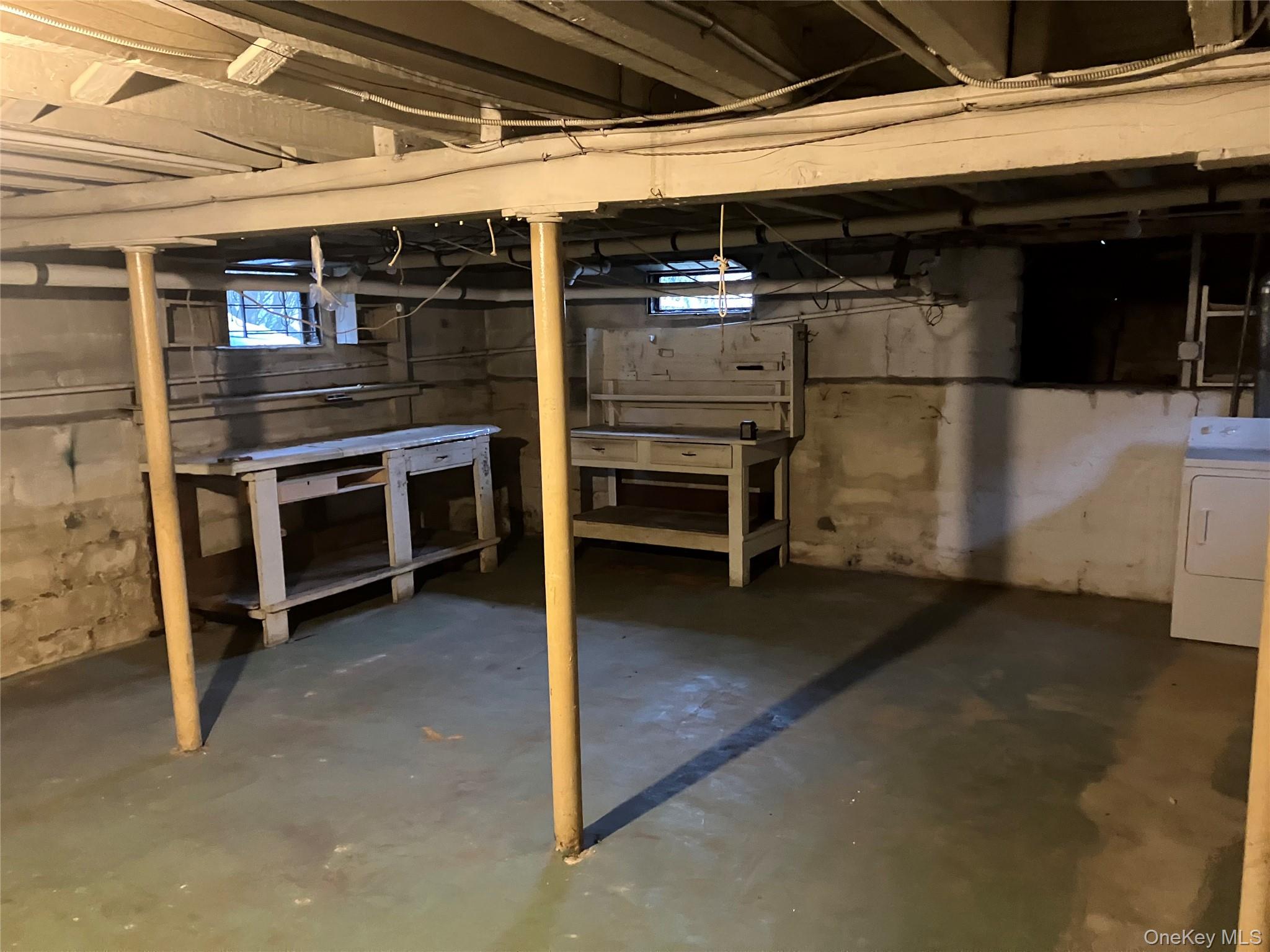 #14 photo, 4627 Jayson Avenue, Great Neck , NY 11020