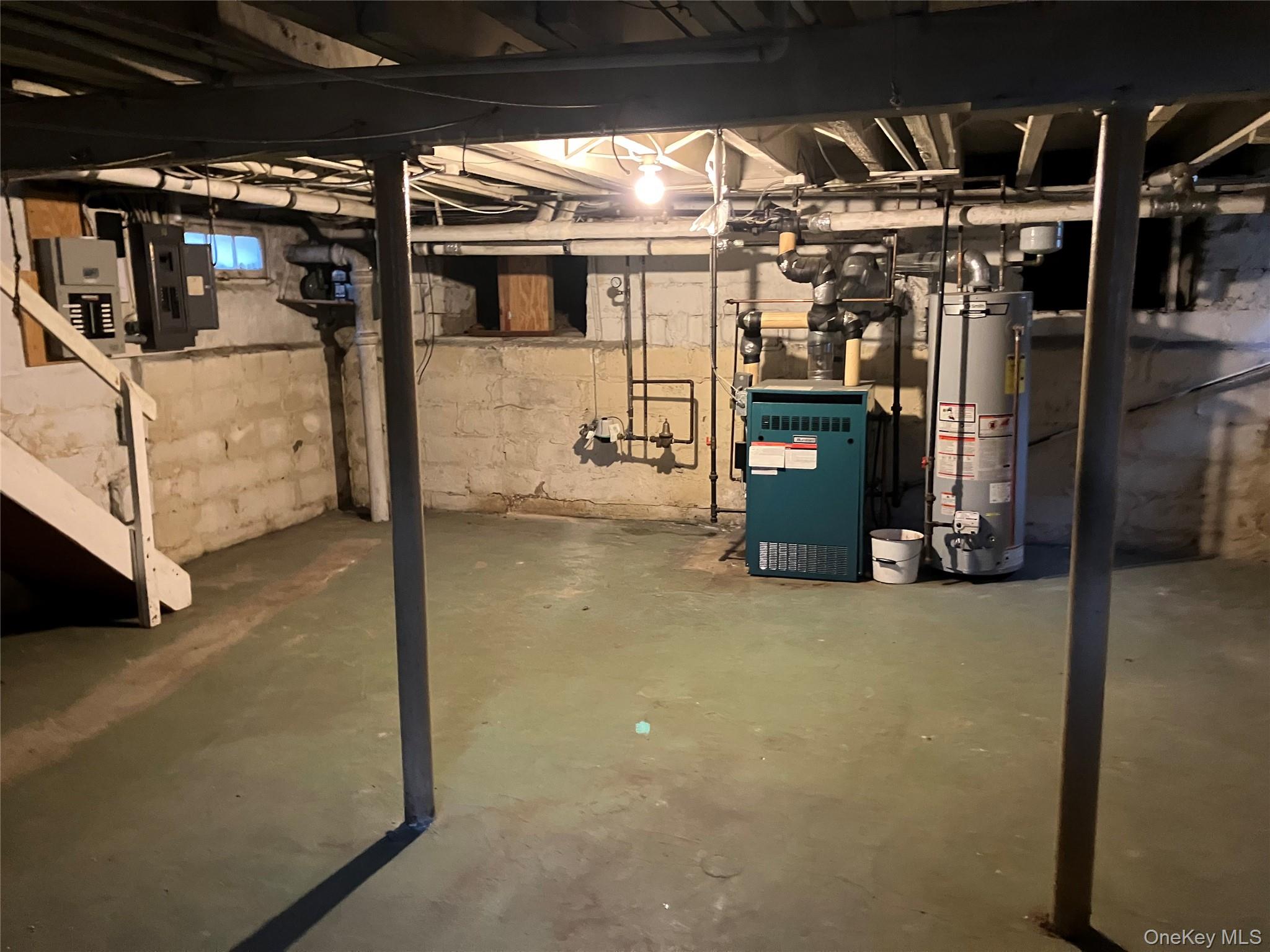 #15 photo, 4627 Jayson Avenue, Great Neck , NY 11020