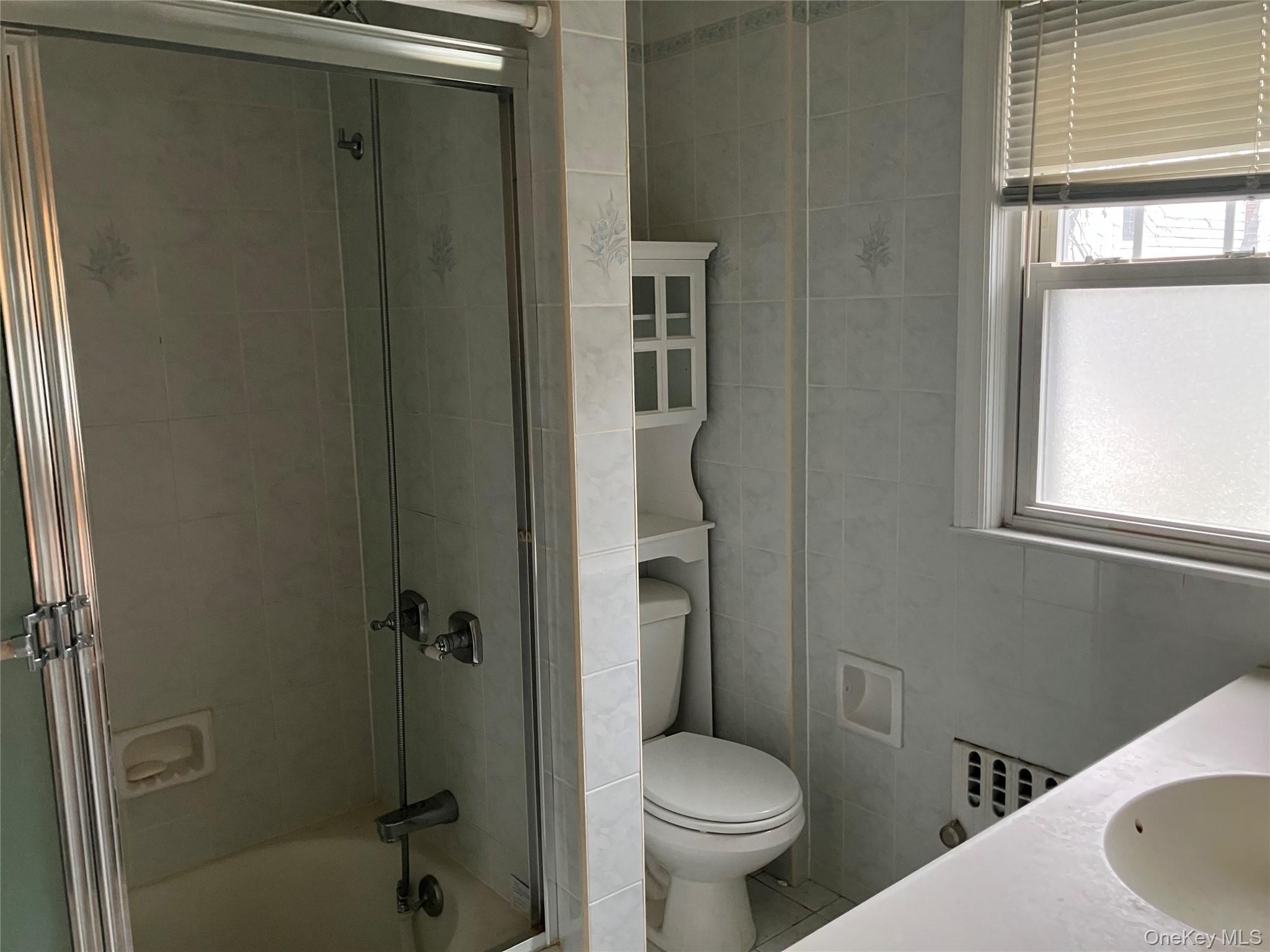 #16 photo, 4627 Jayson Avenue, Great Neck , NY 11020