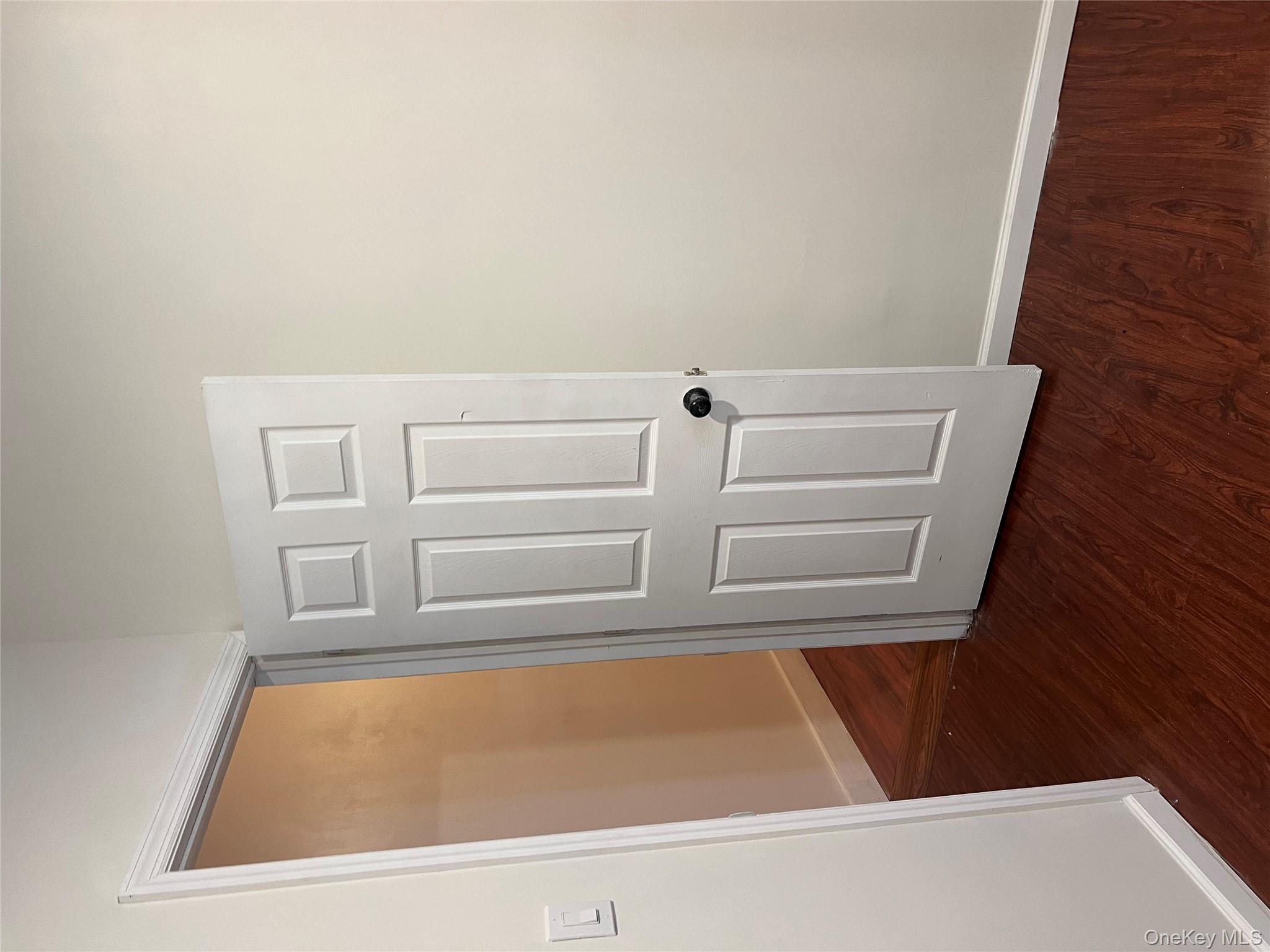 #7 photo, Westbury, Westbury , NY 11590