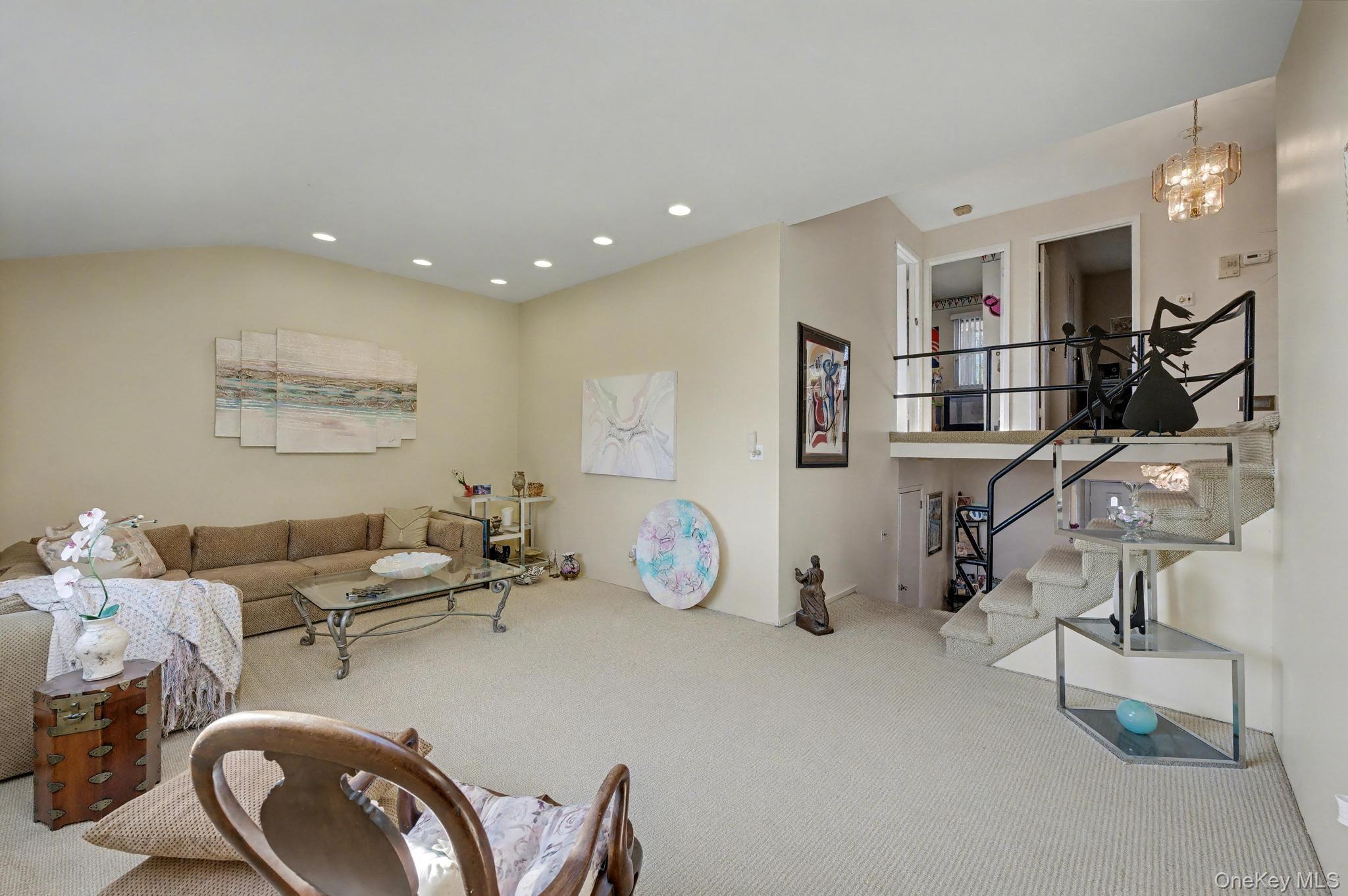 #16 photo, 111 Shinbone Lane, Commack , NY 11725