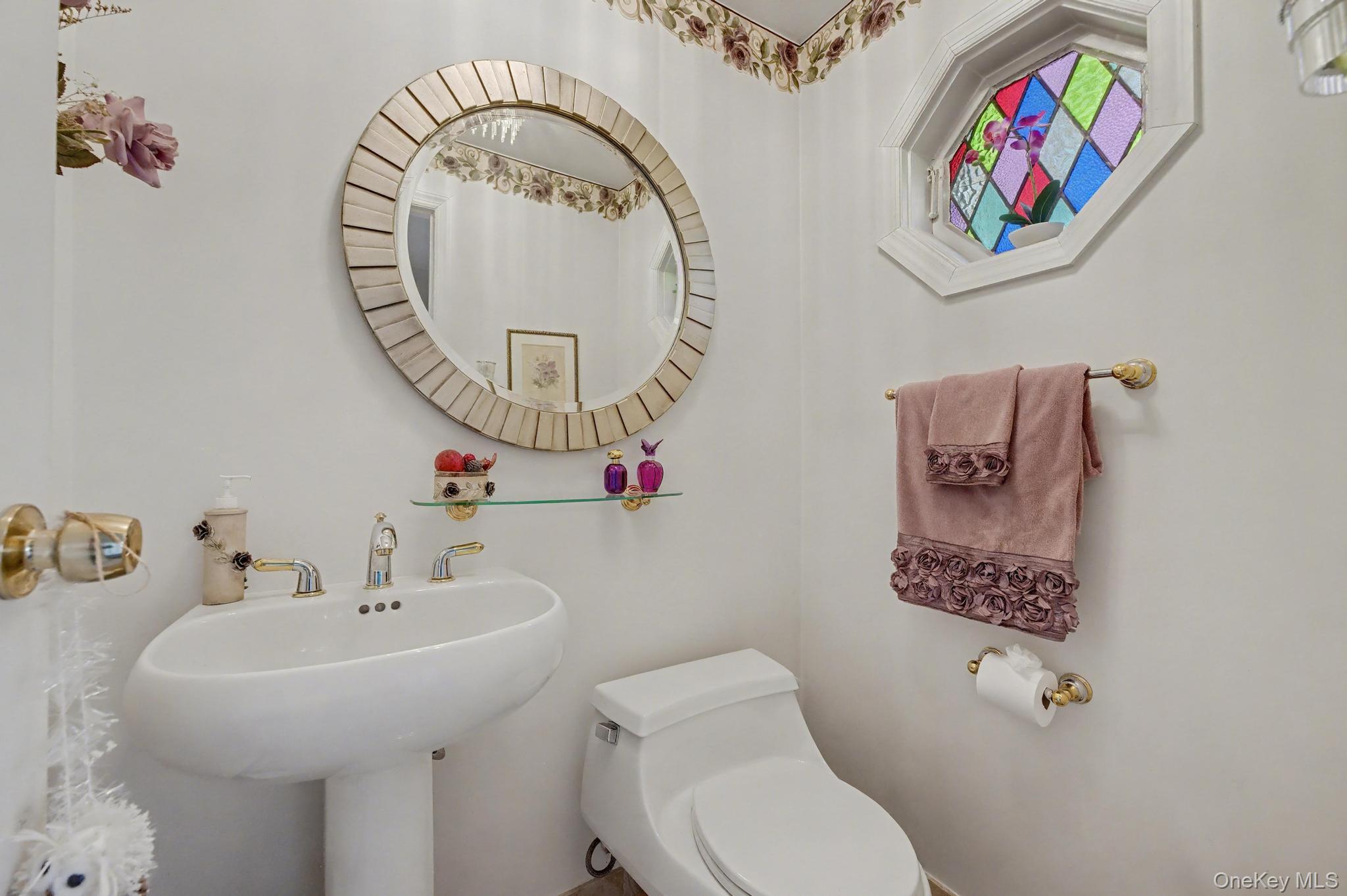 #6 photo, 111 Shinbone Lane, Commack , NY 11725