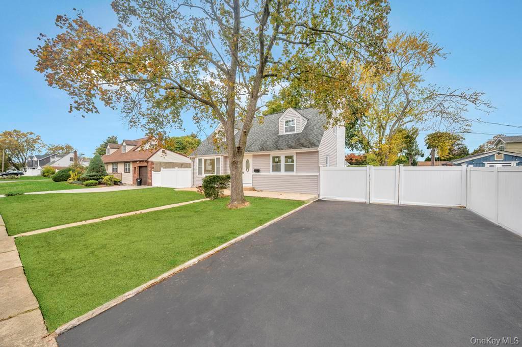 #1 photo, 2737 Sheila Court, East Meadow , NY 11554