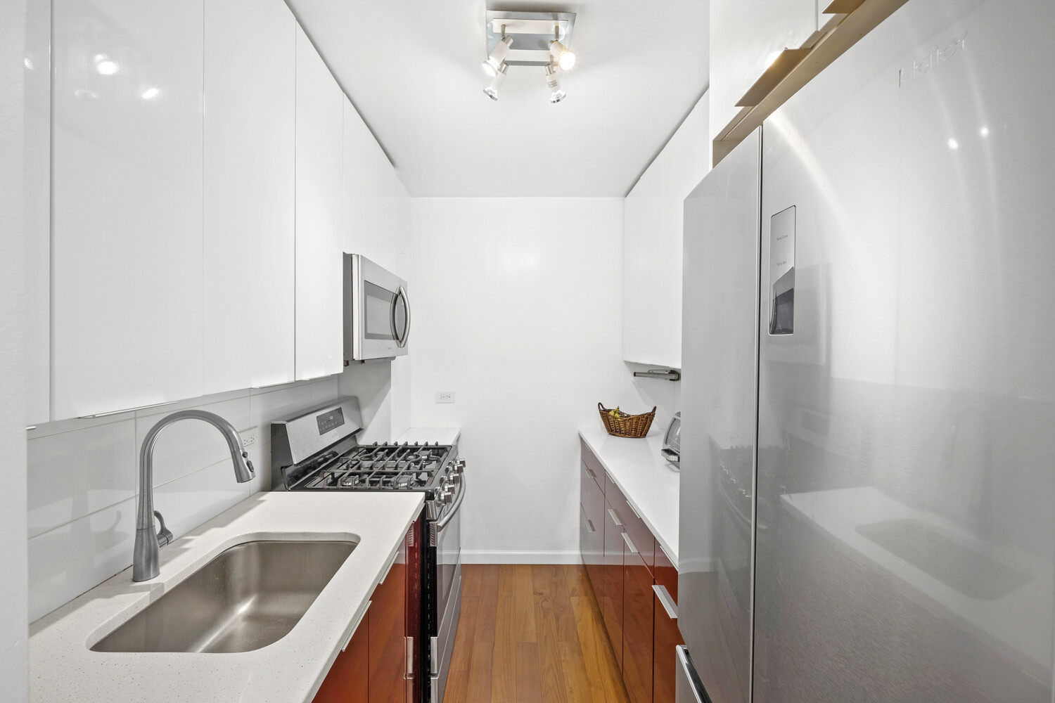 #3 photo, 310 LEXINGTON Avenue, 曼哈頓 中城东美利山 Murray Hill , NY 10016