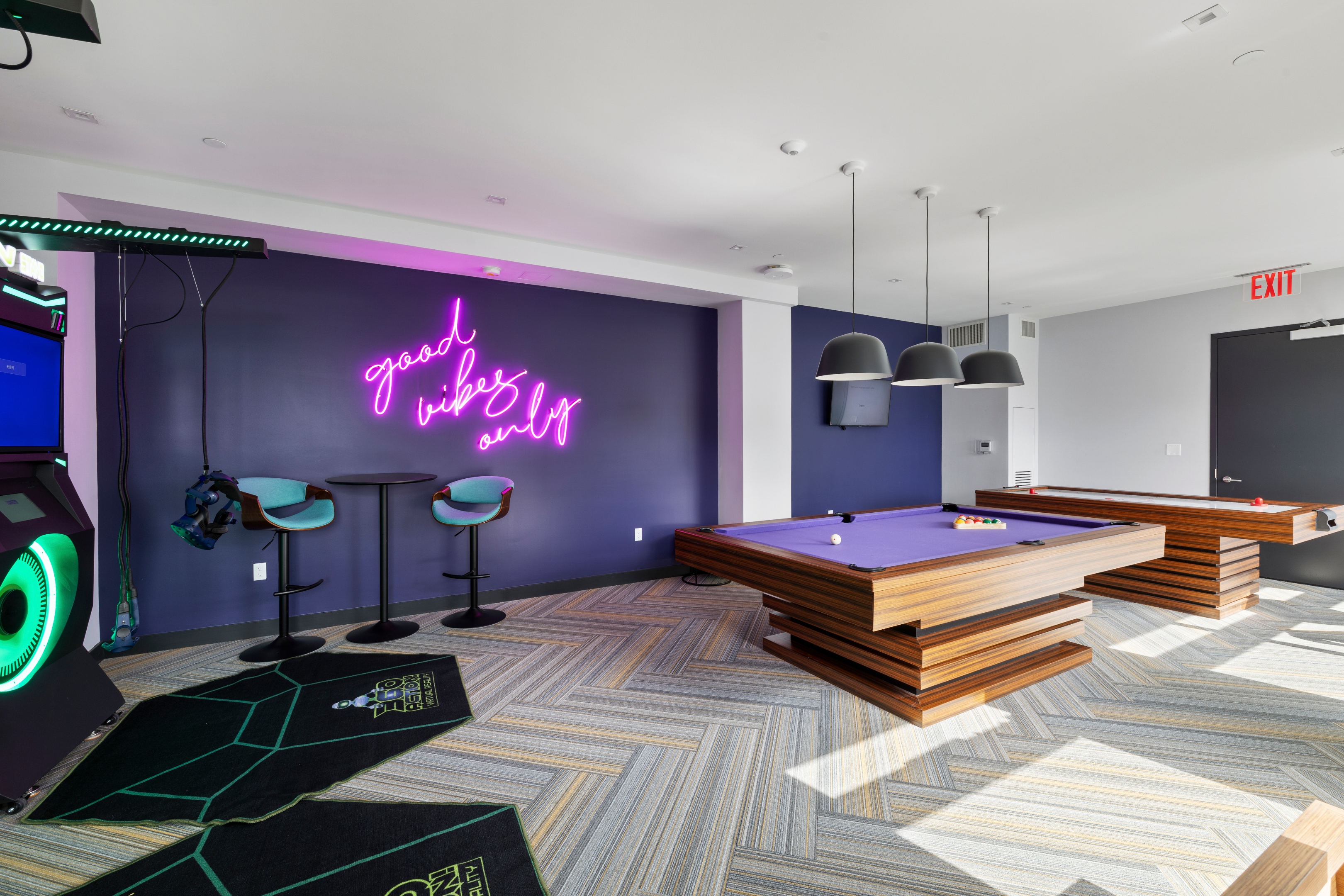 #16 photo, Bronx, 布朗士 Concourse Village , NY 10451