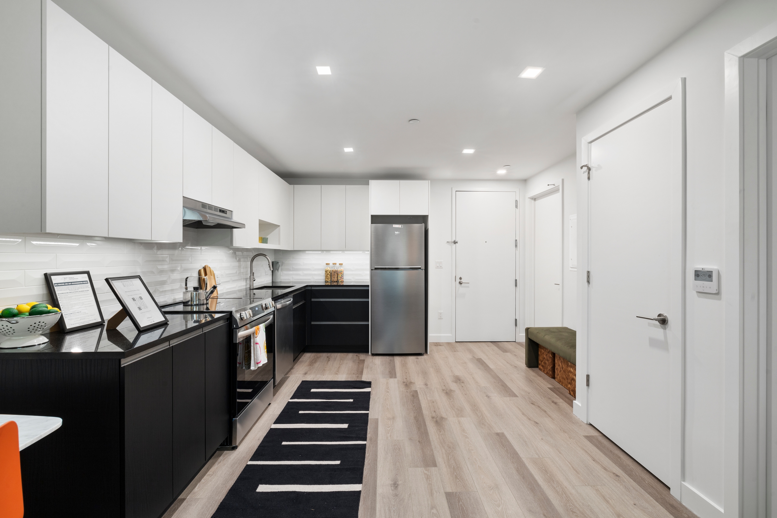 #2 photo, Bronx, 布朗士 Concourse Village , NY 10451