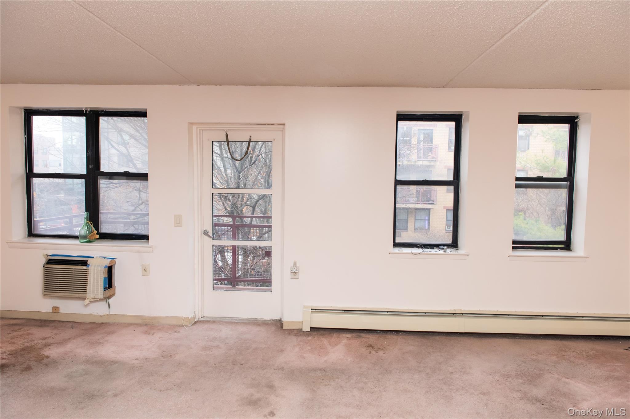 #10 photo, 1901 Madison Avenue, New York (Manhattan) , NY 10035