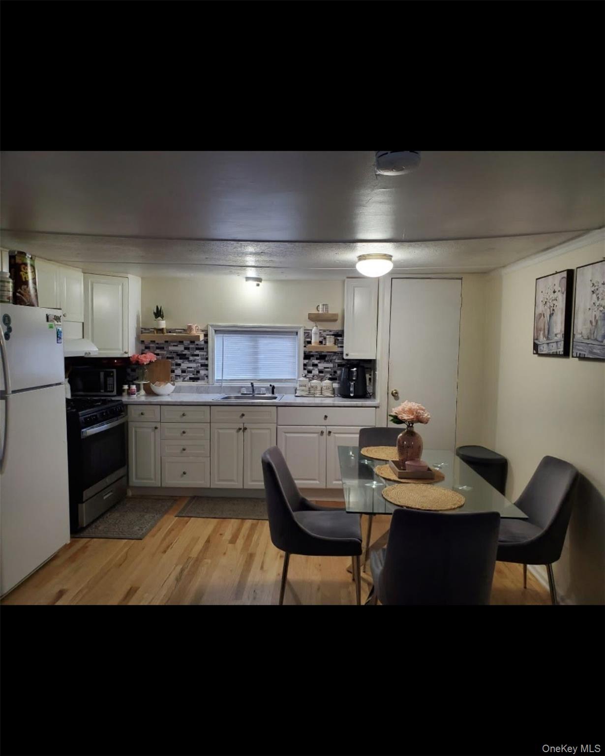 #3 photo, 368 Union Avenue, New Windsor , NY 12553