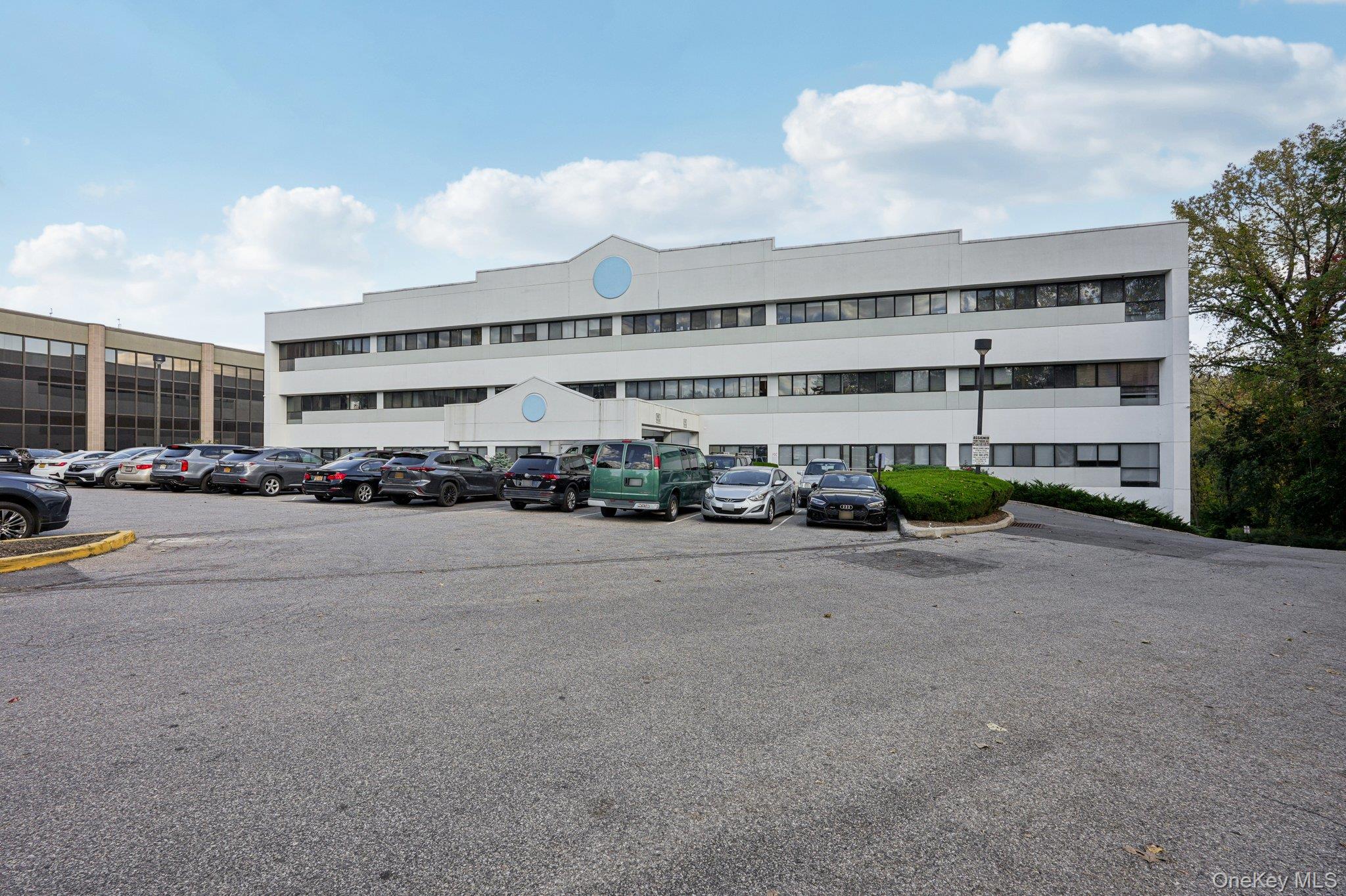 #1 photo, 970 N Broadway, Yonkers , NY 10701