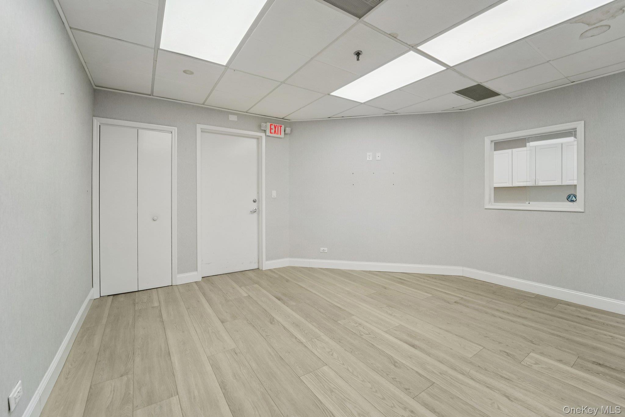 #16 photo, 970 N Broadway, Yonkers , NY 10701