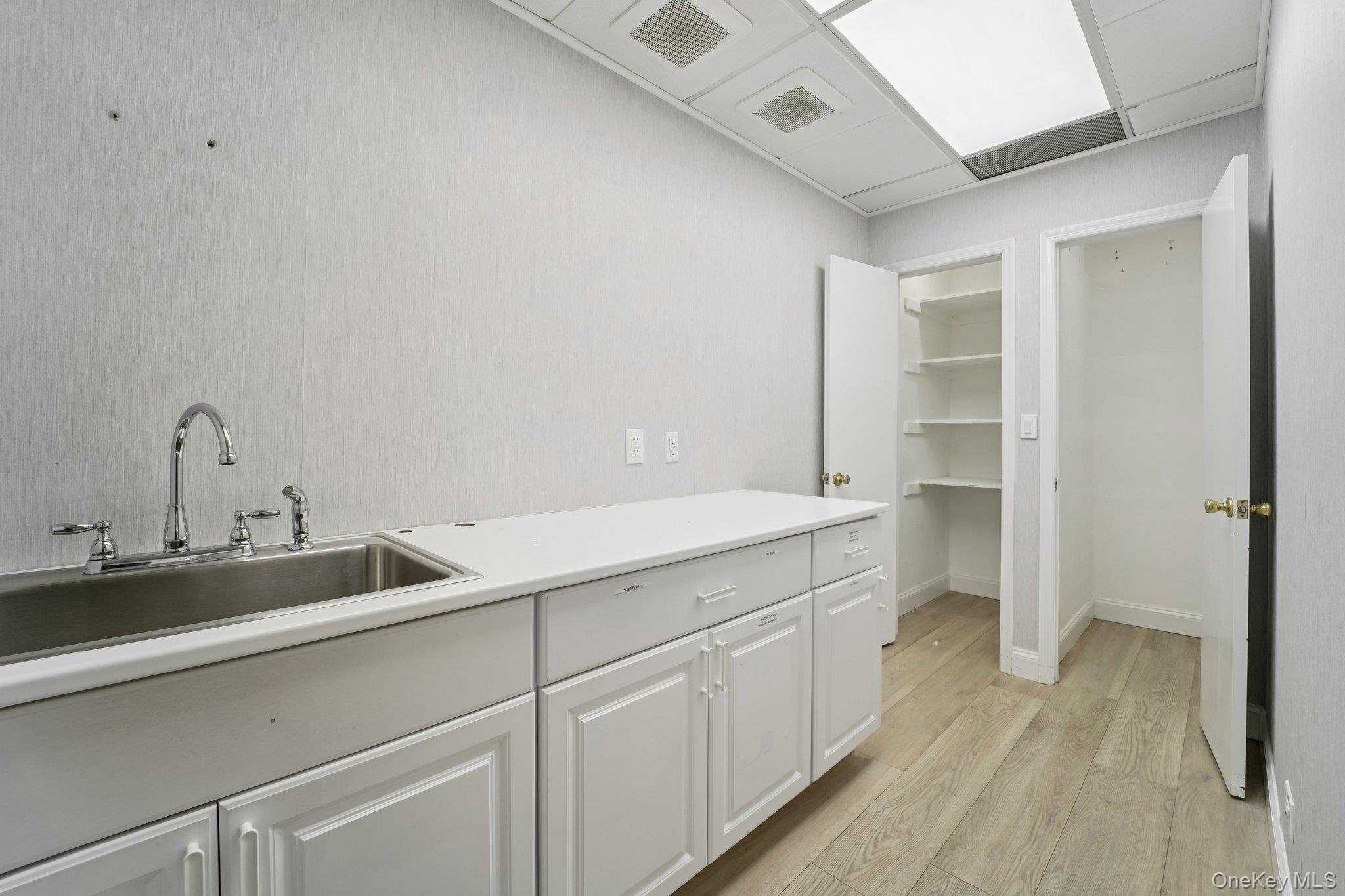 #20 photo, 970 N Broadway, Yonkers , NY 10701