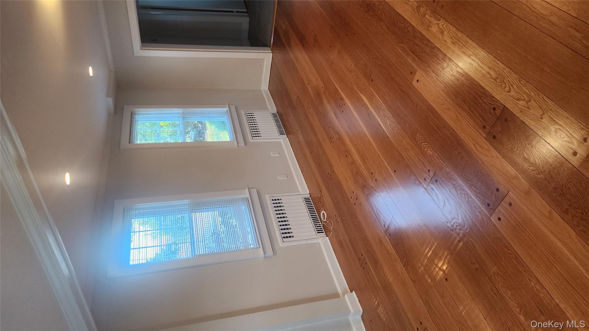 #9 photo, 135 Harrison, Harrison , NY 10528