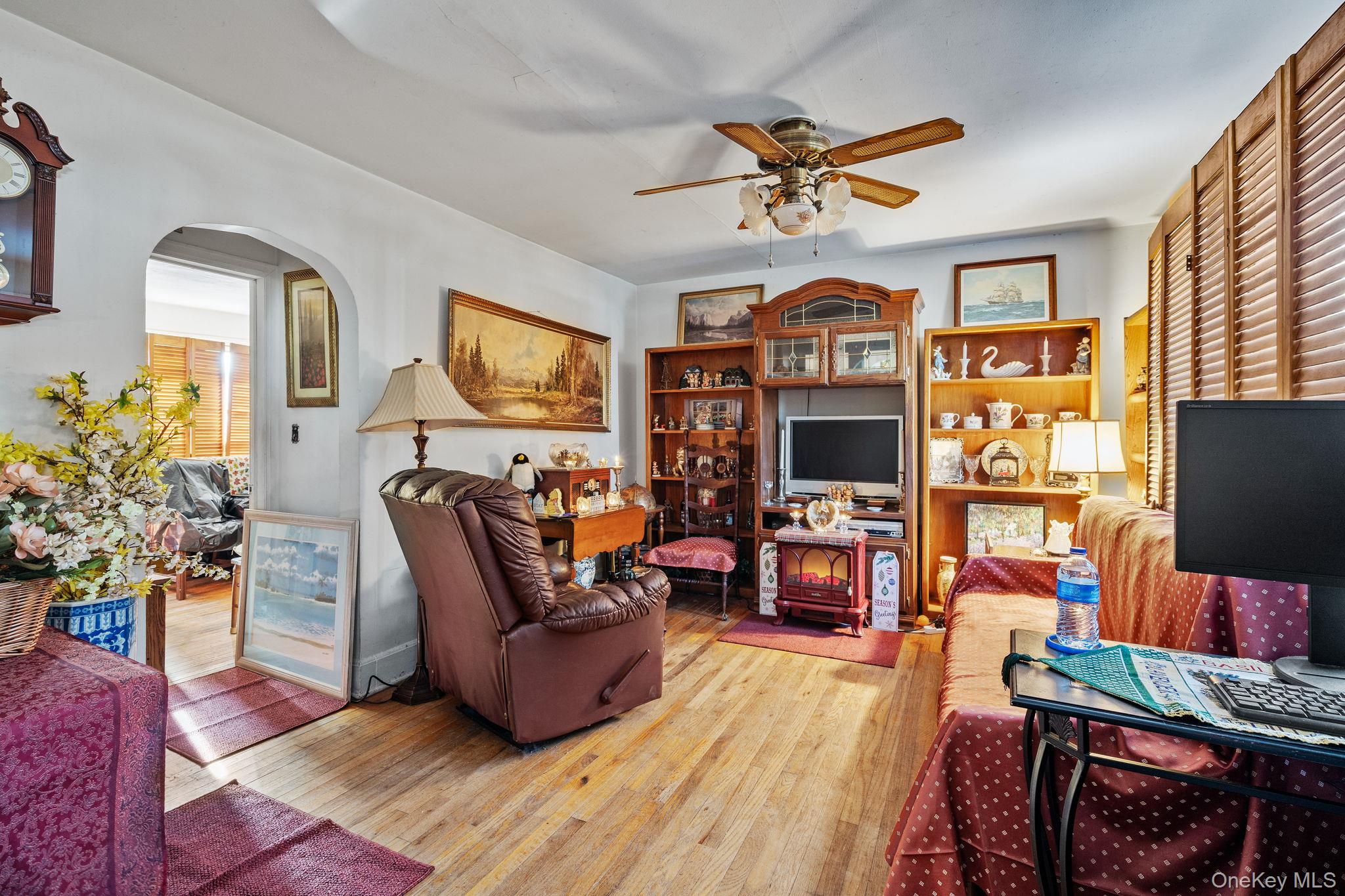 #3 photo, 4 Locust Street, Newburgh , NY 12550