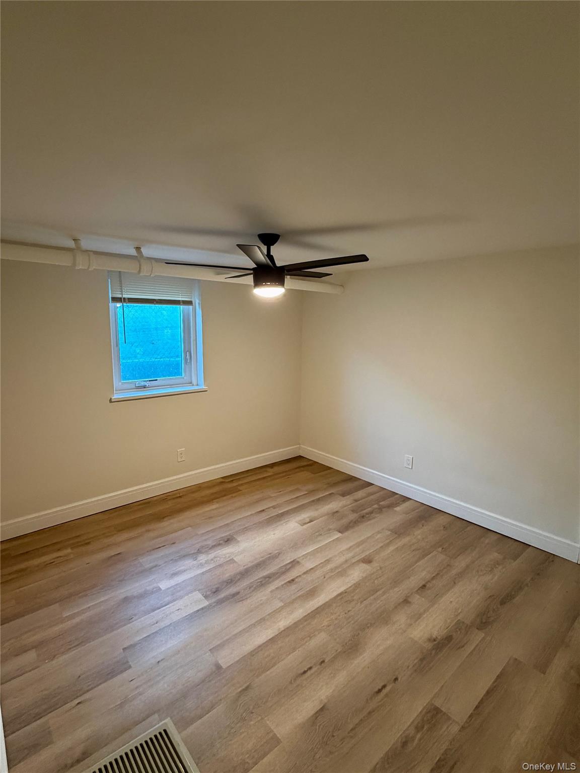 #4 photo, 54 S Kensico Avenue, White Plains , NY 10601