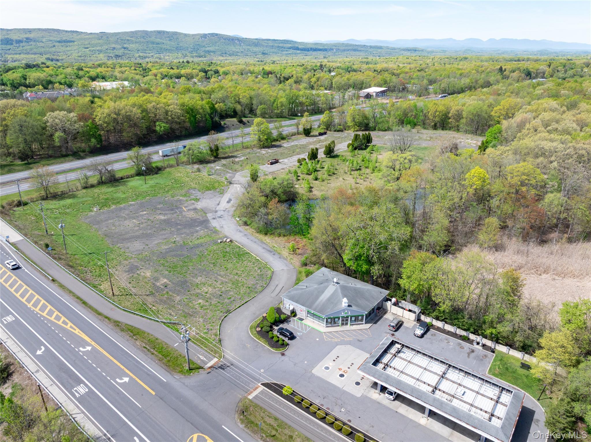 #15 photo, 403 Main Street, New Paltz , NY 12561