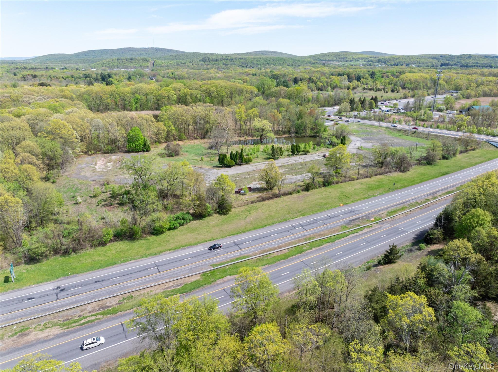 #20 photo, 403 Main Street, New Paltz , NY 12561